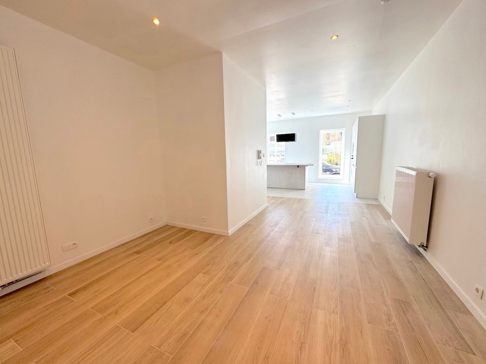 Volledig vernieuwd gelijkvloers appartement in het stadscentrum! foto 4