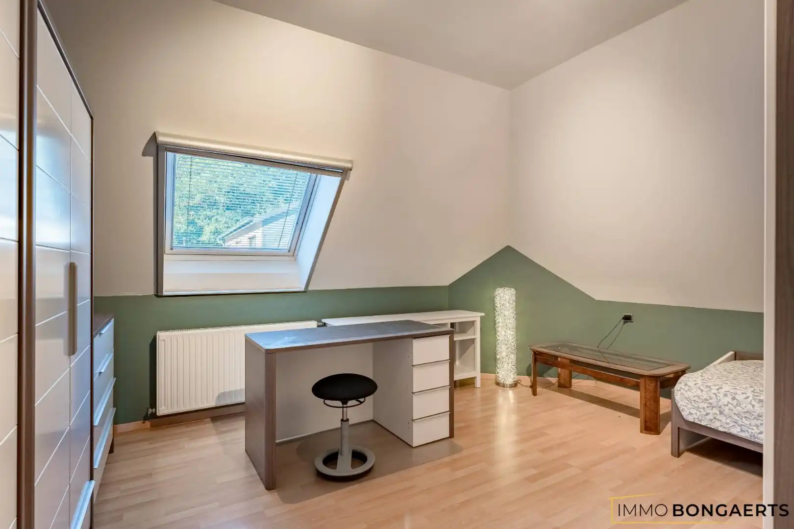 Bijzonder ruime woning op een uitzonderlijk perceel van maar liefst 16 are foto 27