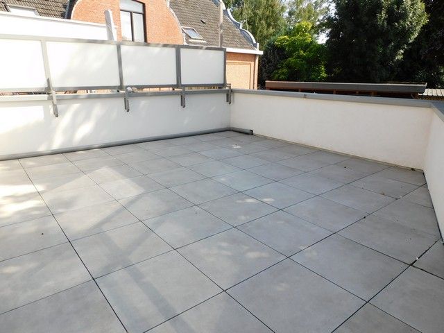 Ruim duplex appartement met 3 slaapkamers in het centrum   foto 22