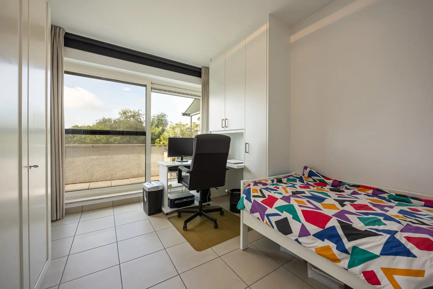 Ruim dakappartement met 2 slaapkamers en terras van ca. 155m². foto 15