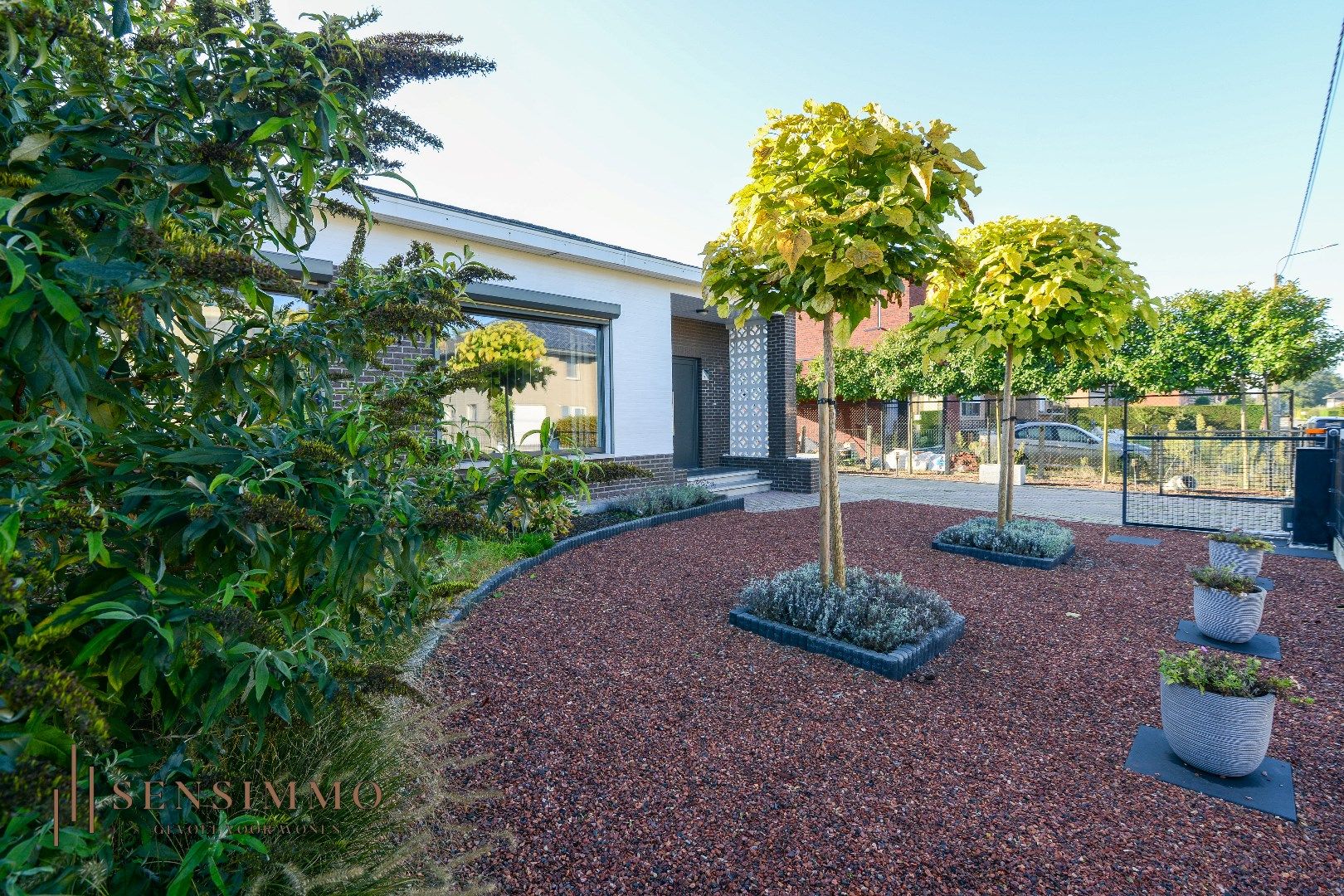 Instapklare bungalow in een rustige en groene omgeving in Genk! foto 3