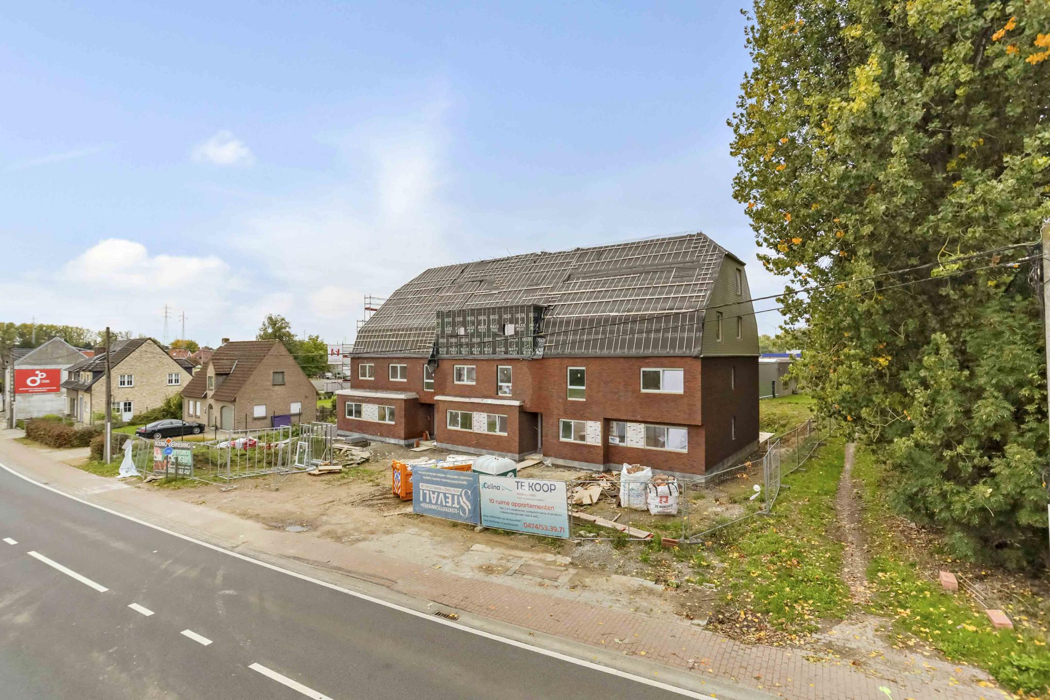 Gelijkvloers appartement met twee slaapkamers en tuin foto 2