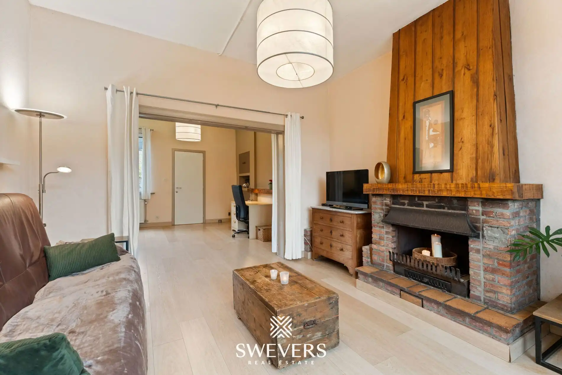 Instapklare woning met karakter en grote zolderruimte foto 4