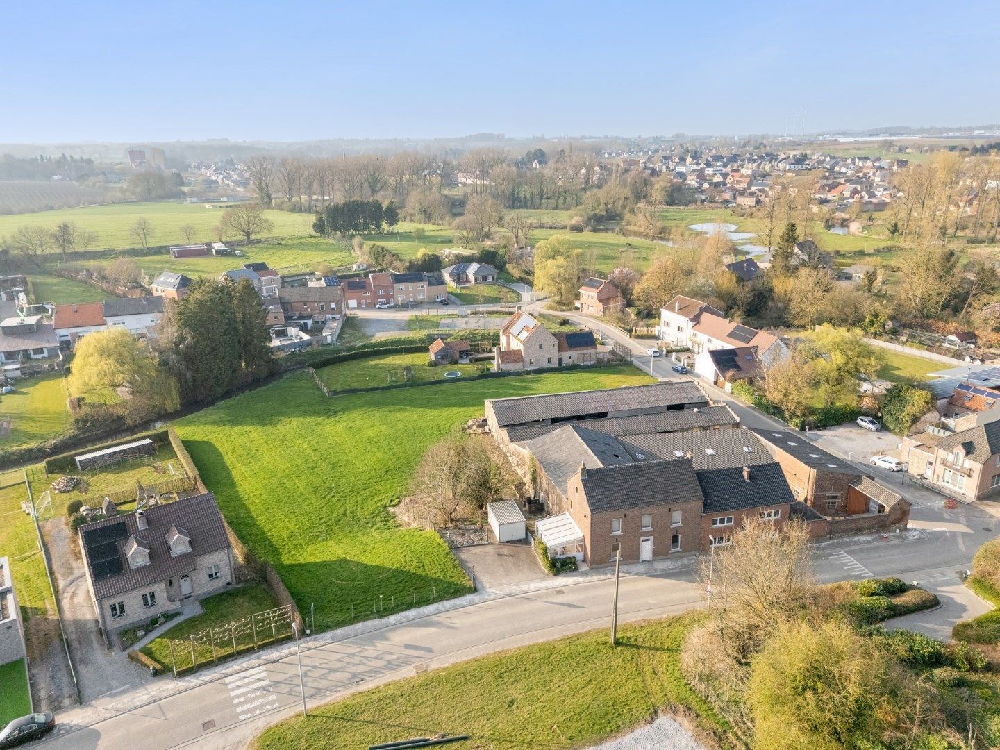 Degelijke te renoveren woning met stalling op 6a70ca in het landelijke Sluizen foto 29
