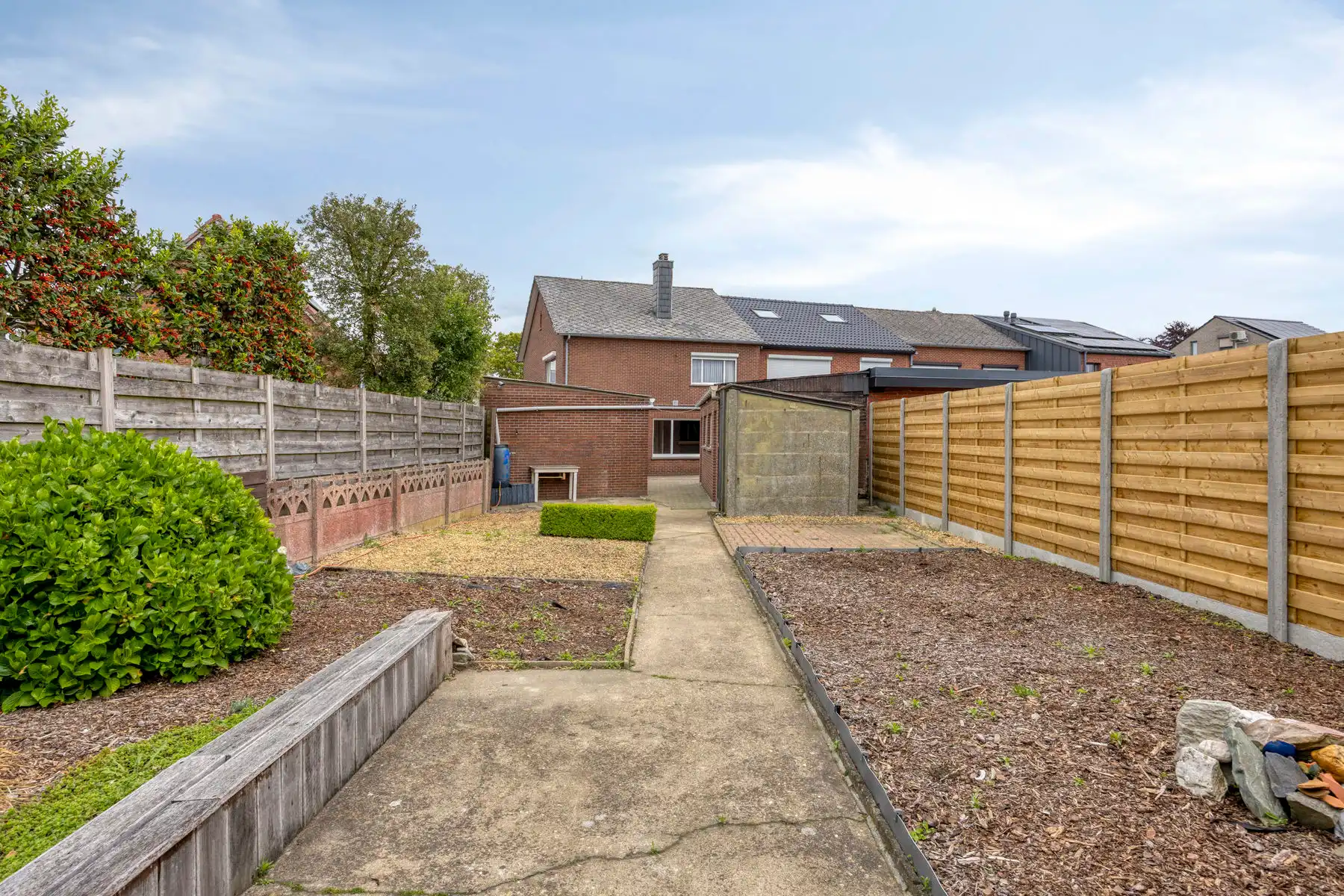 Woning met renovatiepotentieel in het centrum van Hechtel! foto 19