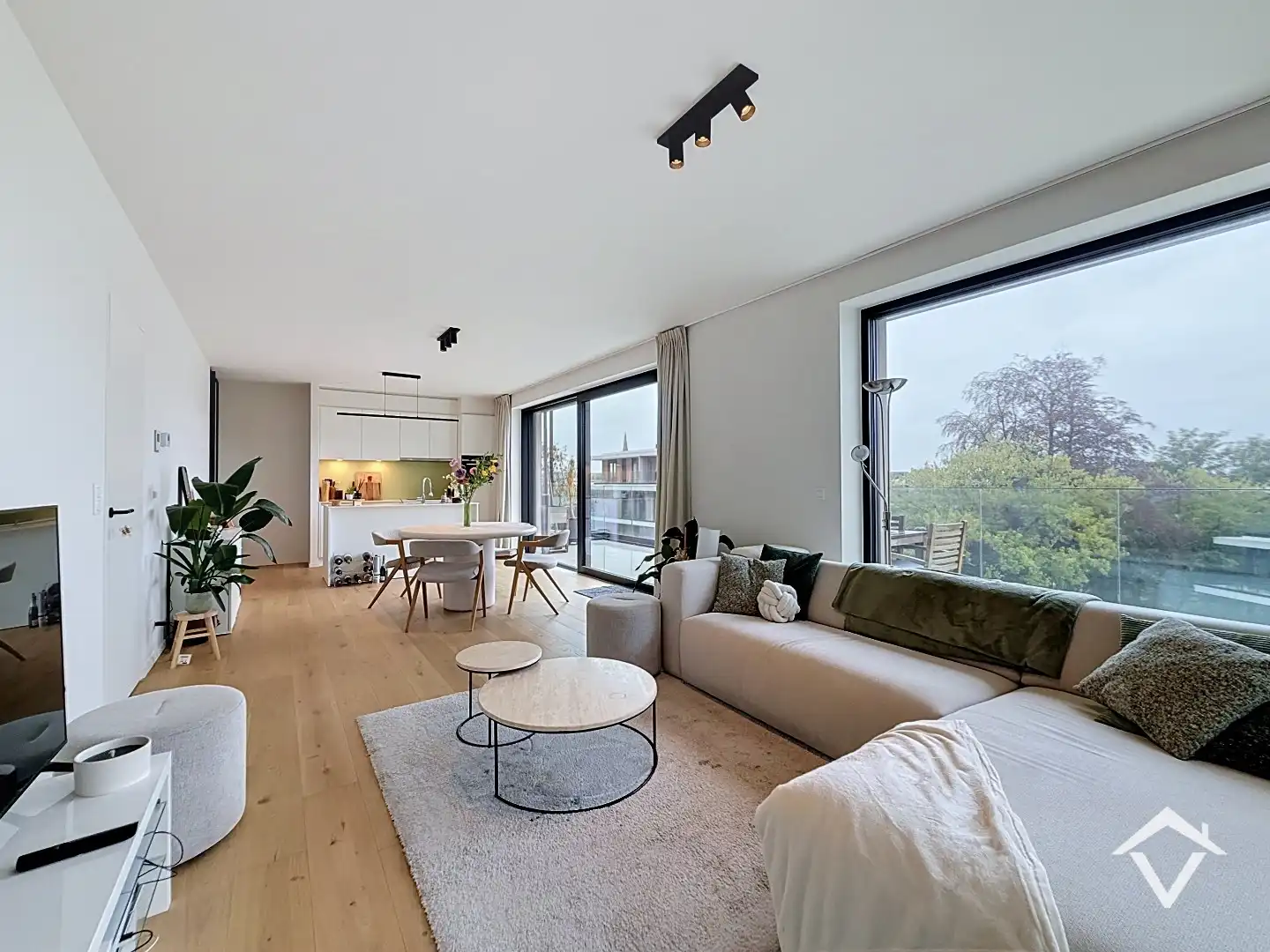 Prachtige penthouse met twee slaapkamers, autostaanplaats en zonnig terras te Rumbeke foto 11