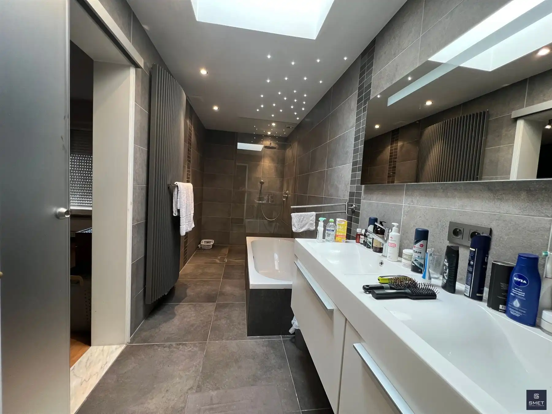 CHARMANTE WITTE BUNGALOW OP TOPLOCATIE IN KRUIBEKE foto 15