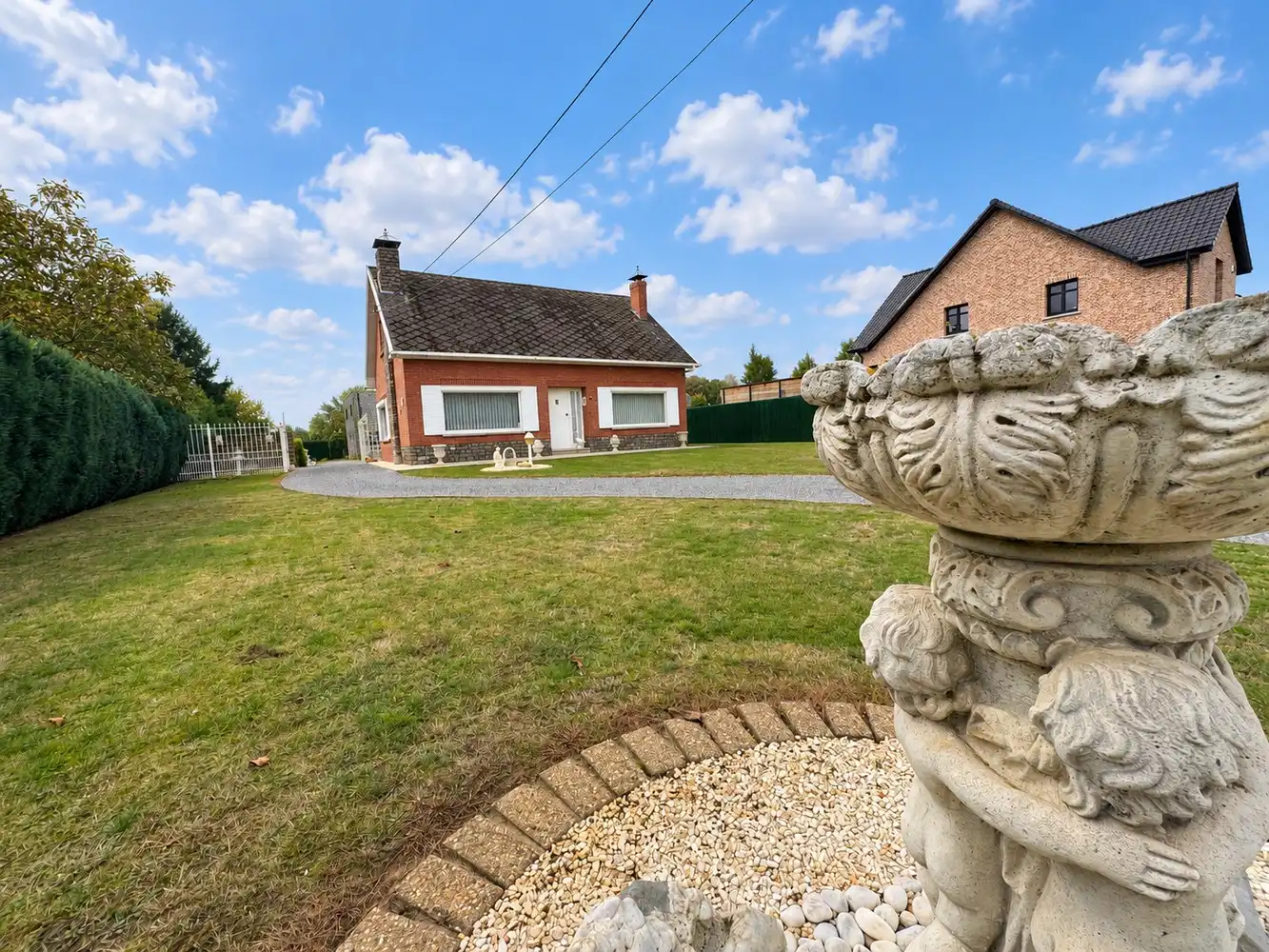 Vrijstaande woning op een mooi perceel van 9a72 in Koersel foto 15