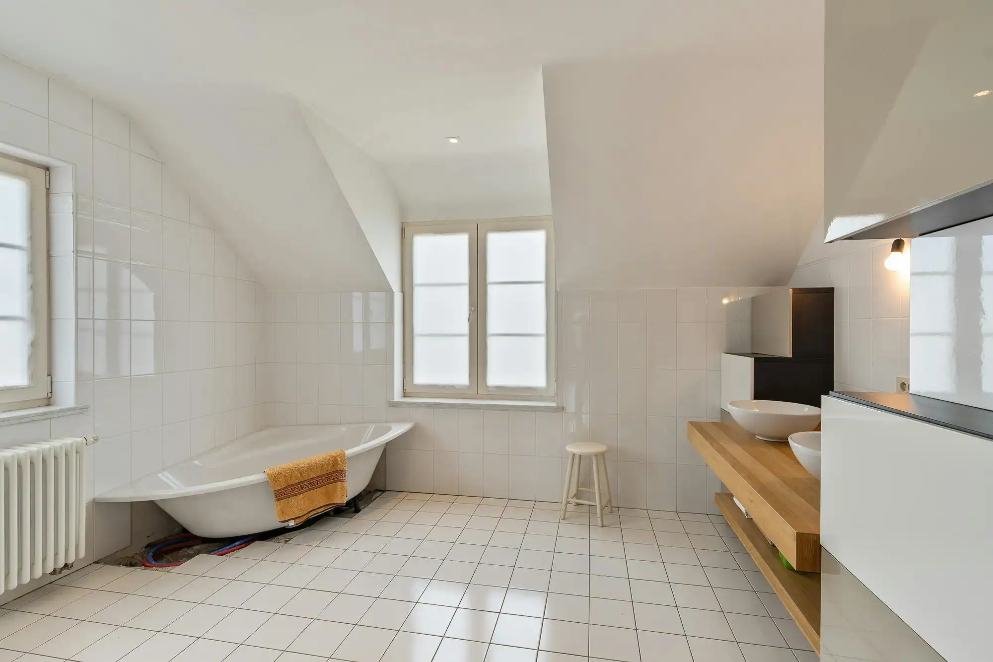 Exclusieve villa met polyvalente ruimte te koop in Kobbegem foto 15