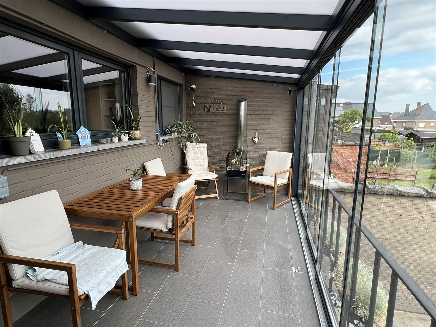 Instapklare Bel-étage woning met 3 slaapkamers, garage en tuin foto 9