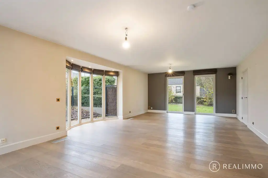 Verrassende villa op 1.699 m² ! foto 7