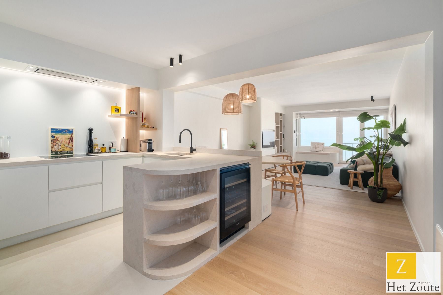 Elegantie, exclusieve luxe en frontaal zeezicht in Het Zoute foto 6