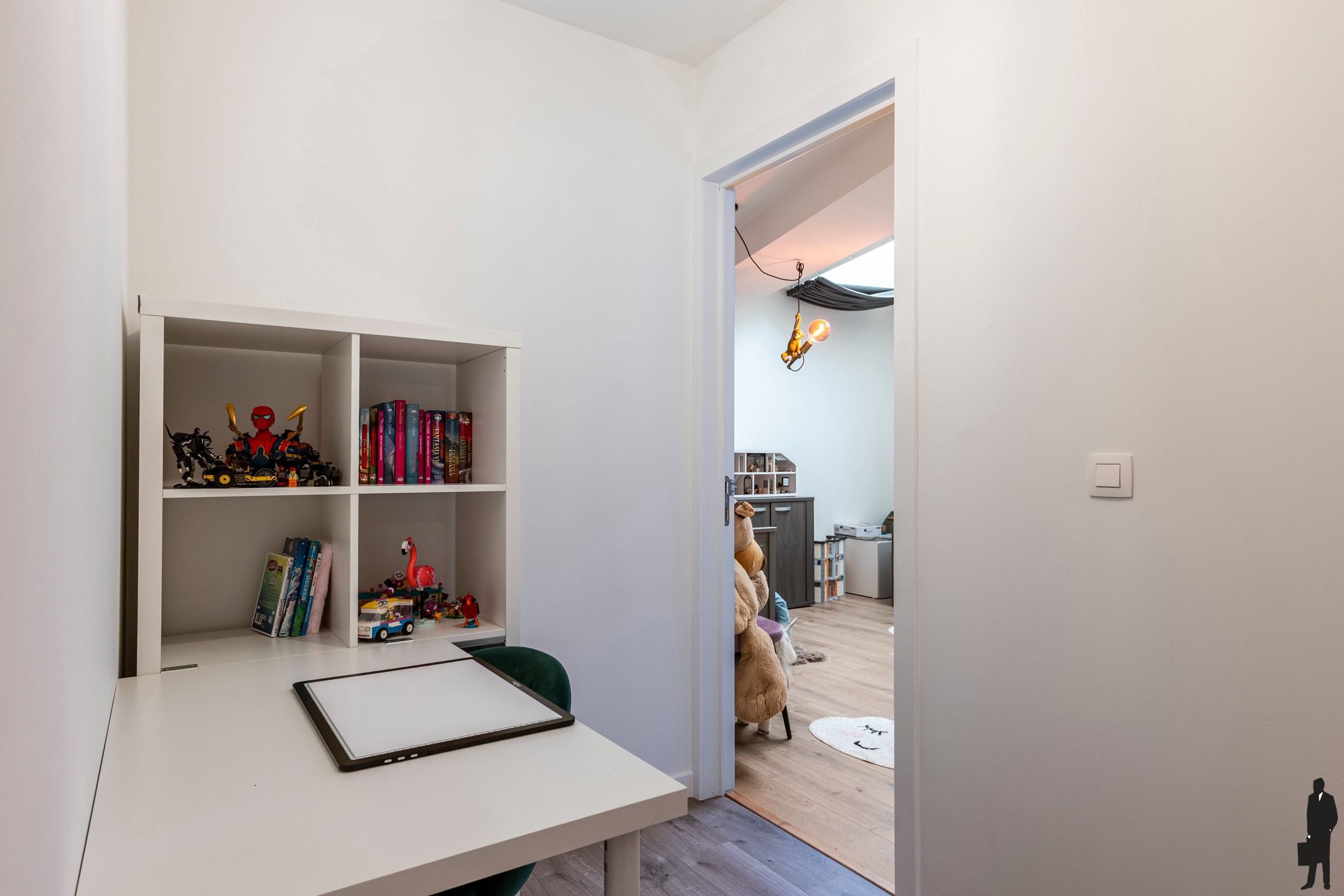 Stijlvol appartement met 2 slaapkamers in hartje Hoogstraten foto 12