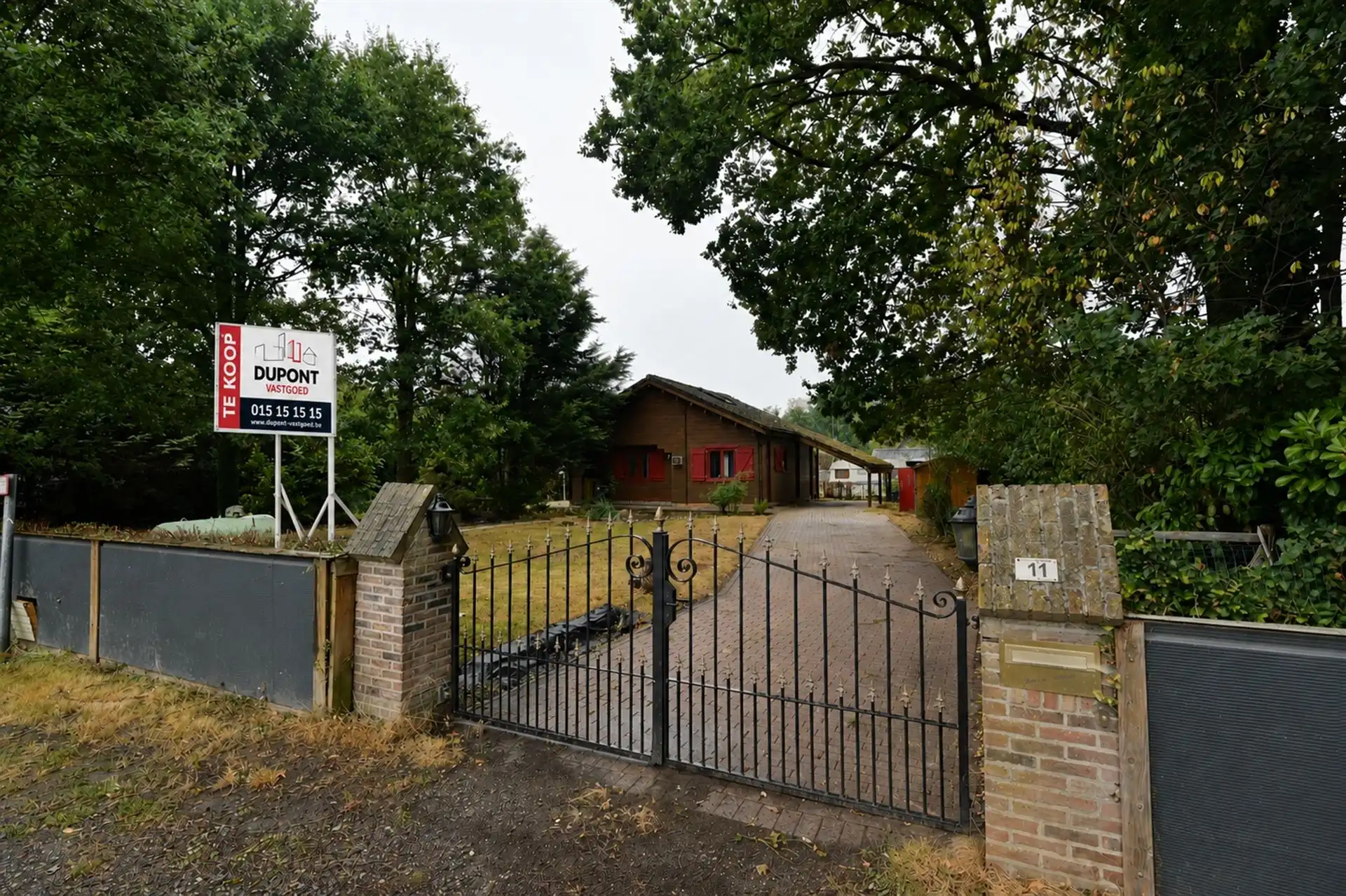 Instapklare vakantiewoning op 810 m² in een rustige omgeving foto {{pictureIndex}}