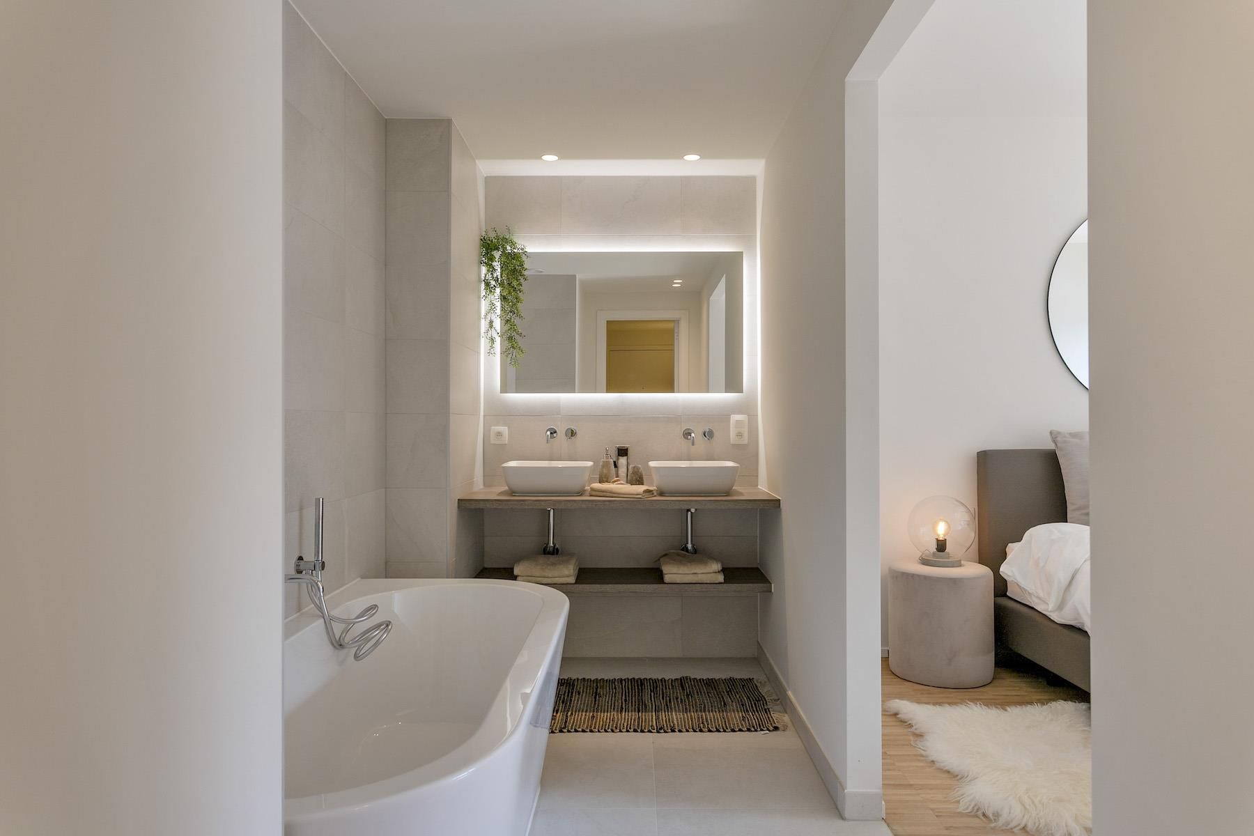 ANTWERPEN ZUID - Instapklaar appartement met terras foto 8