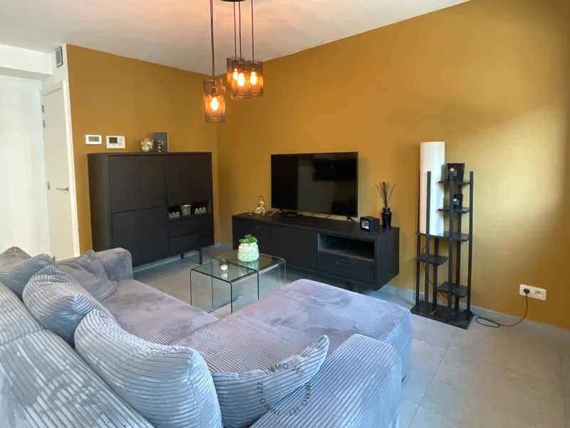 Triplex appartement met 3 slaapkamers en garage foto 3