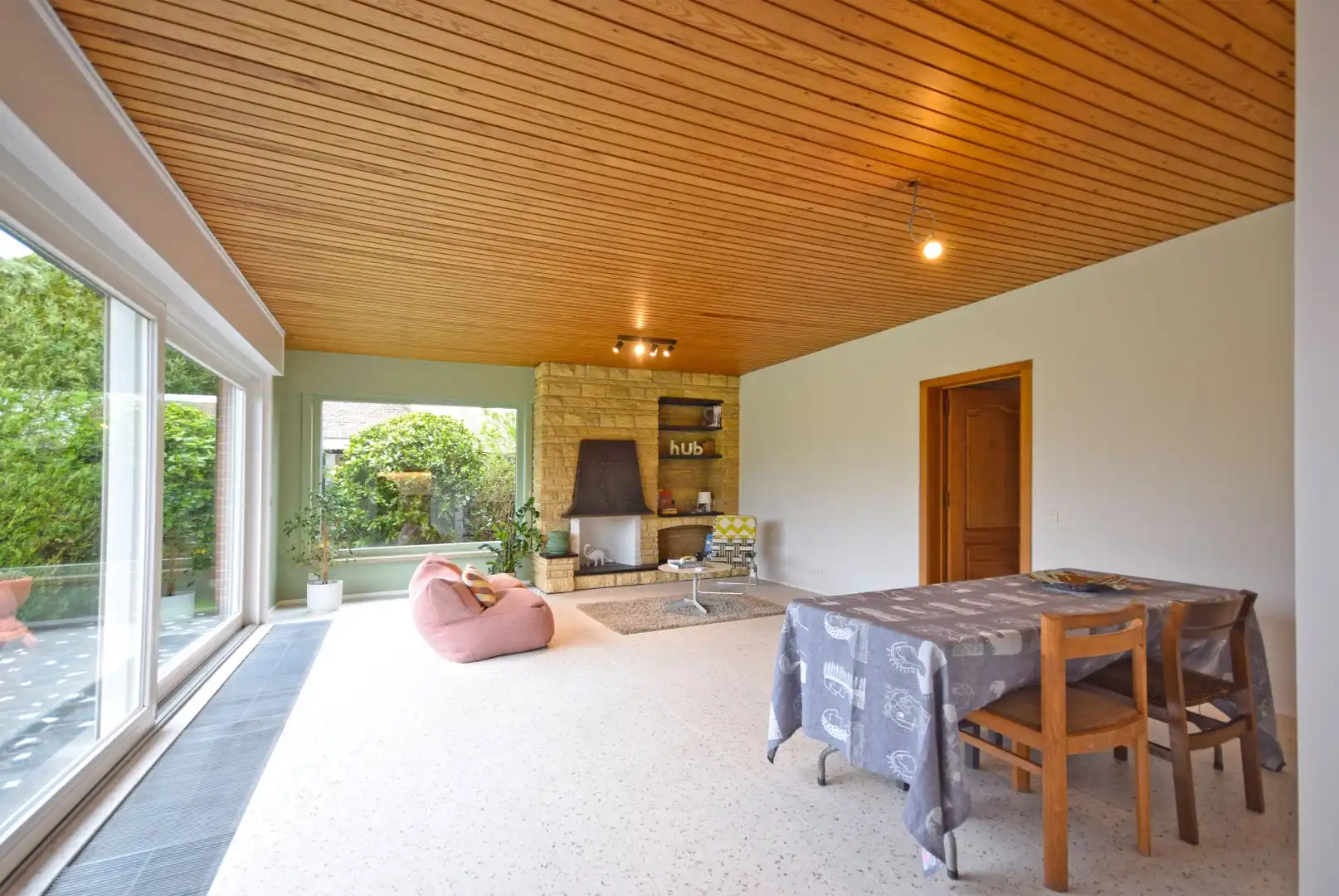 BUNGALOW IN RUSTIGE WOONWIJK foto 4