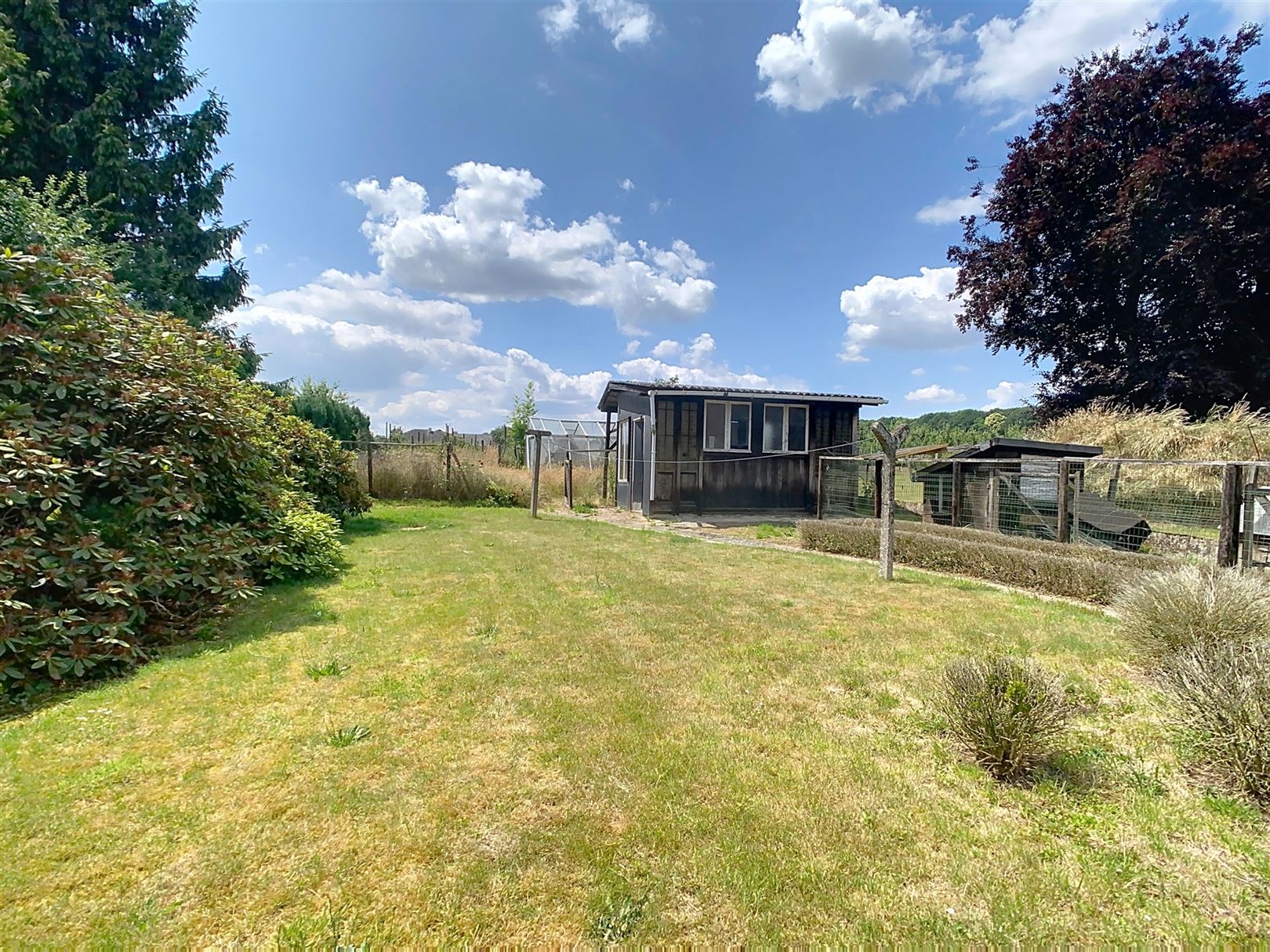 Op te frissen woning, 4 slpks, tuin, garage, 10 are foto 8