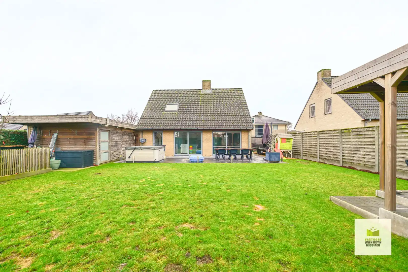 Ruime open bebouwing met 3 slpk in doodlopende straat Wingene foto 21