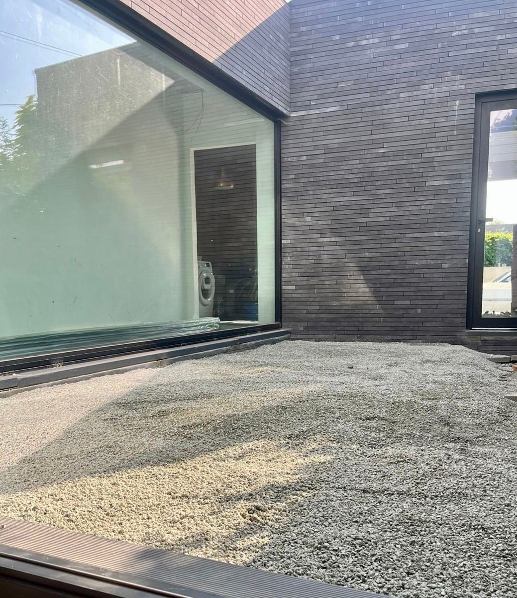 Instapklare woning met nieuwe aanbouw, 3 slks. en tuin foto 8