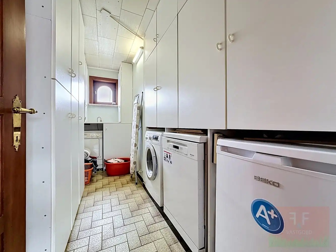 Instapklare halfopen eengezinswoning met 3 slaapkamers te Herzele foto 20