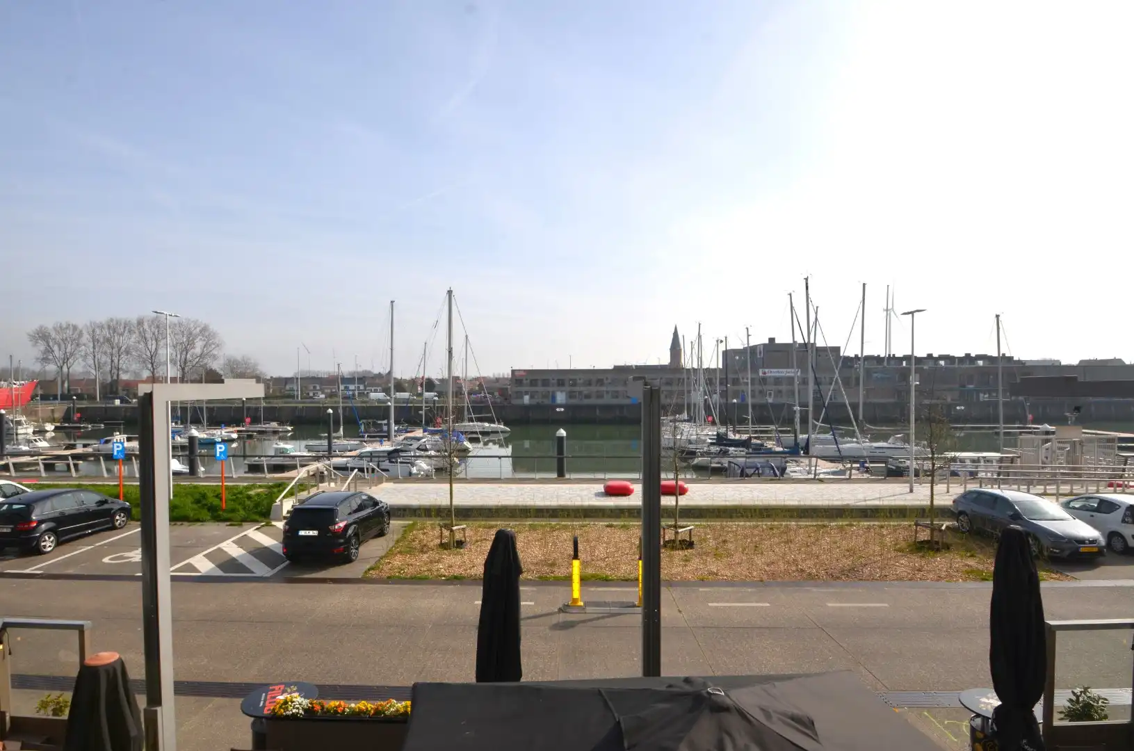 Prachtige studio met zicht op de jachthaven van Zeebrugge foto 3
