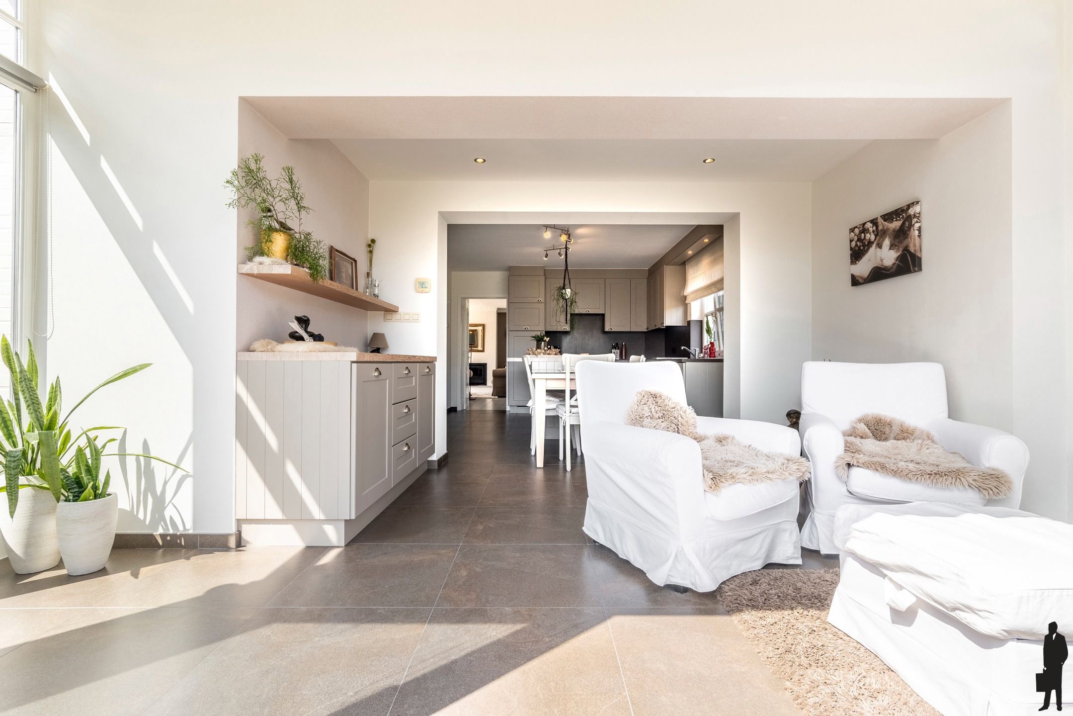 Lichtrijke villa, vlakbij natuur met 3 slpk. op zuidperceel foto 6