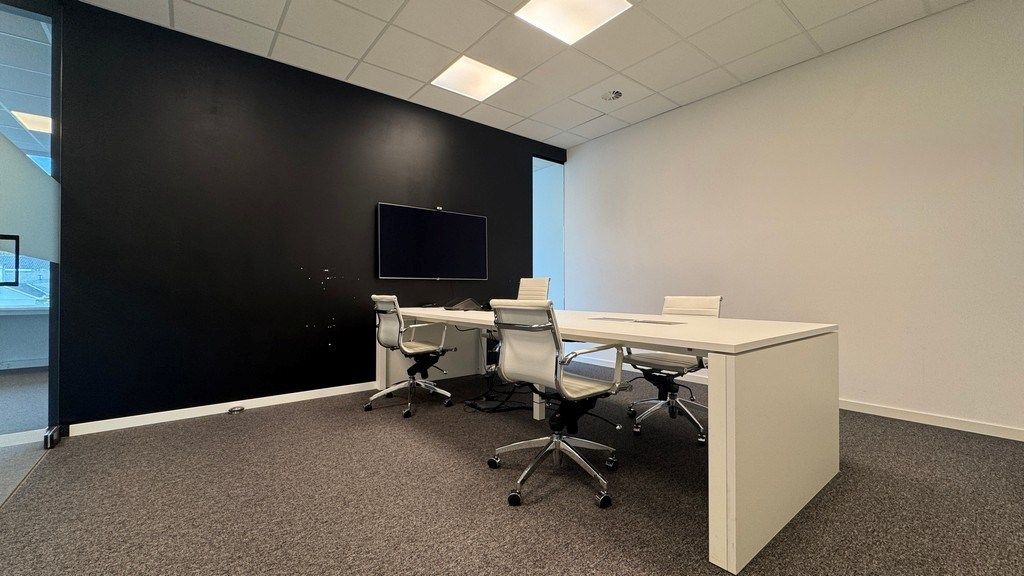 Knap ingerichte en gemeubelde kantoorruimte te huur in Sint-Martens-Latem foto 8