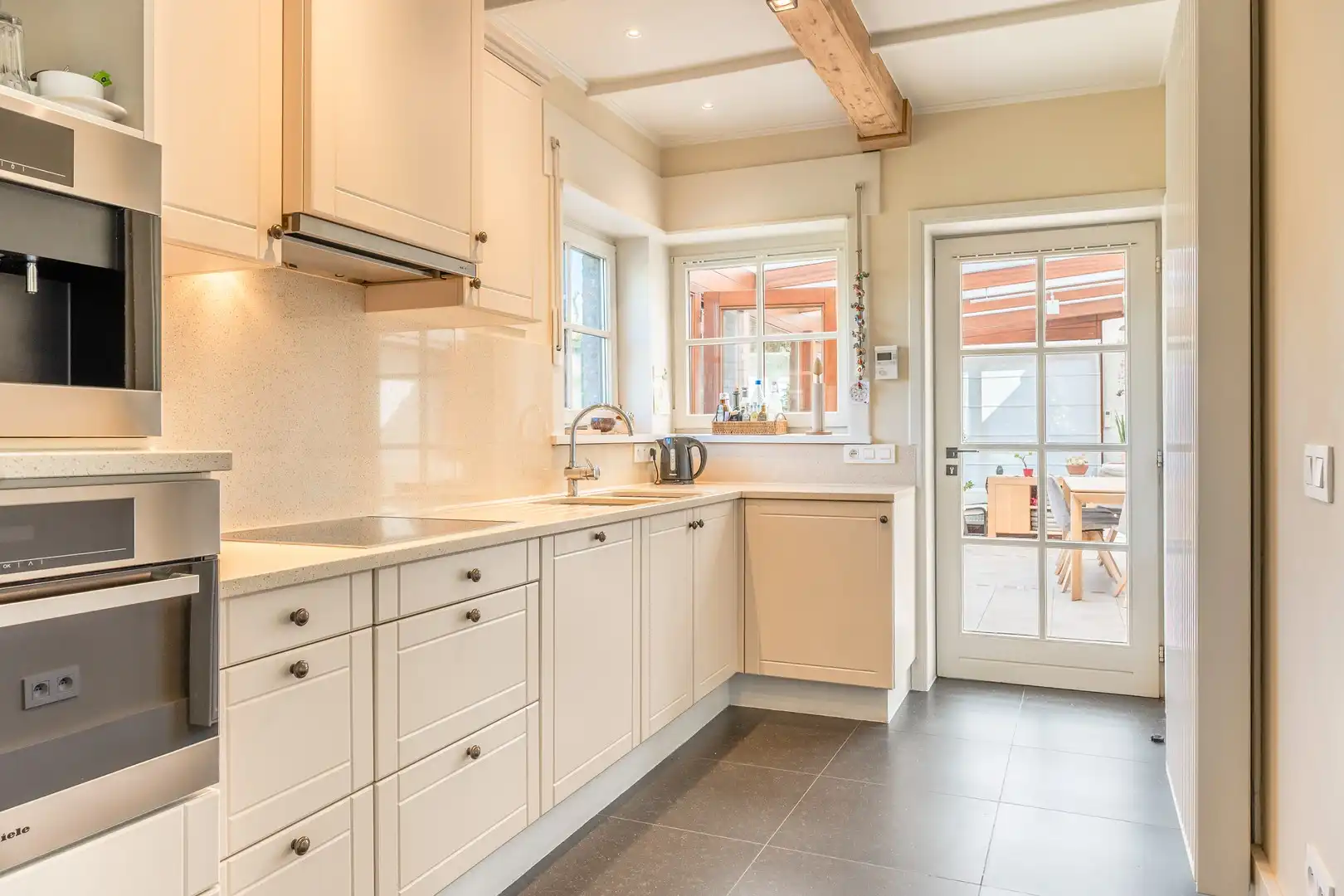 Prachtige instapklare woning met diverse invullingsmogelijkheden! foto 7