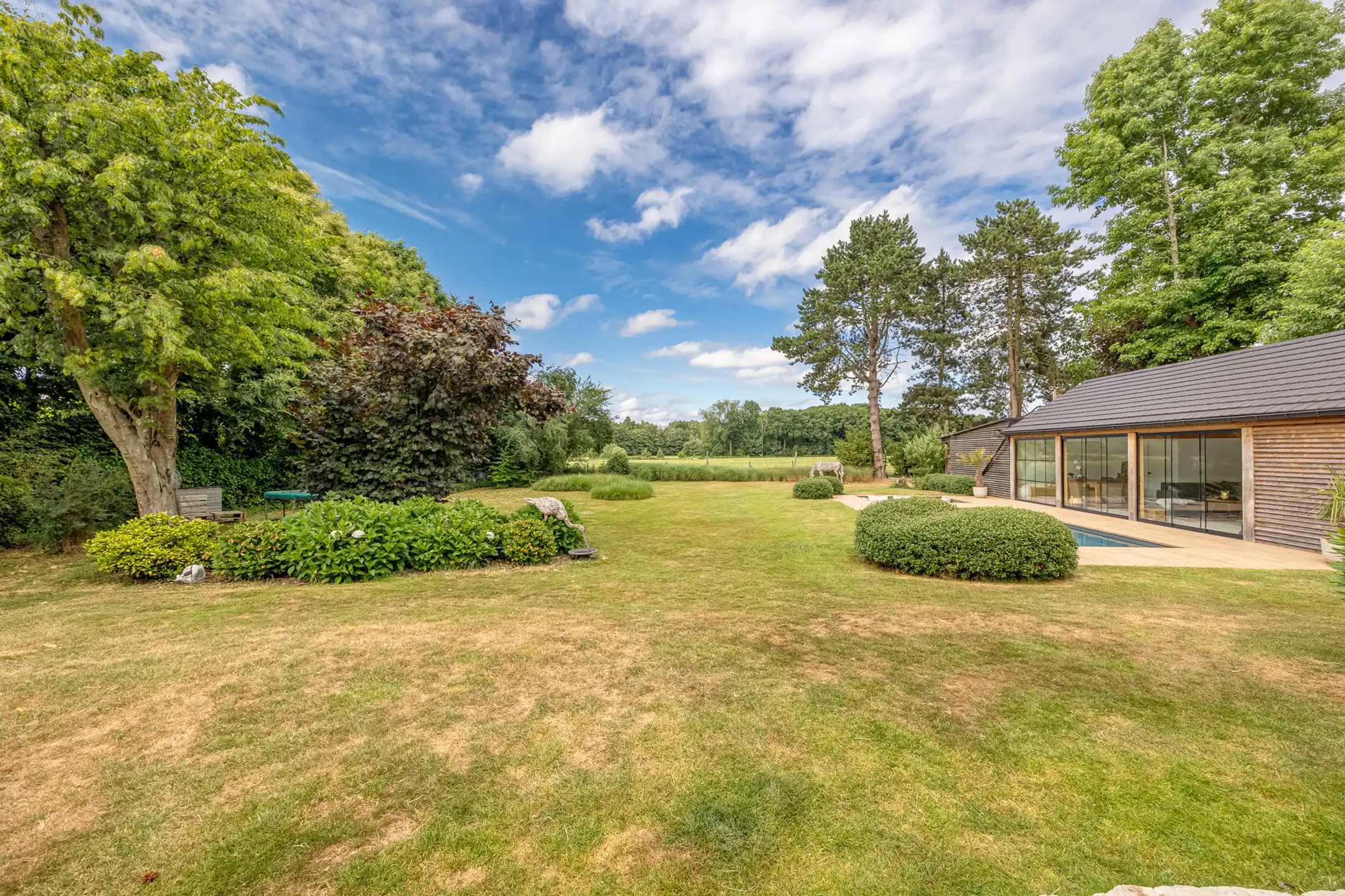 KONTICH - Exclusieve Tudor-villa met zwembad op prachtig perceel  foto 21