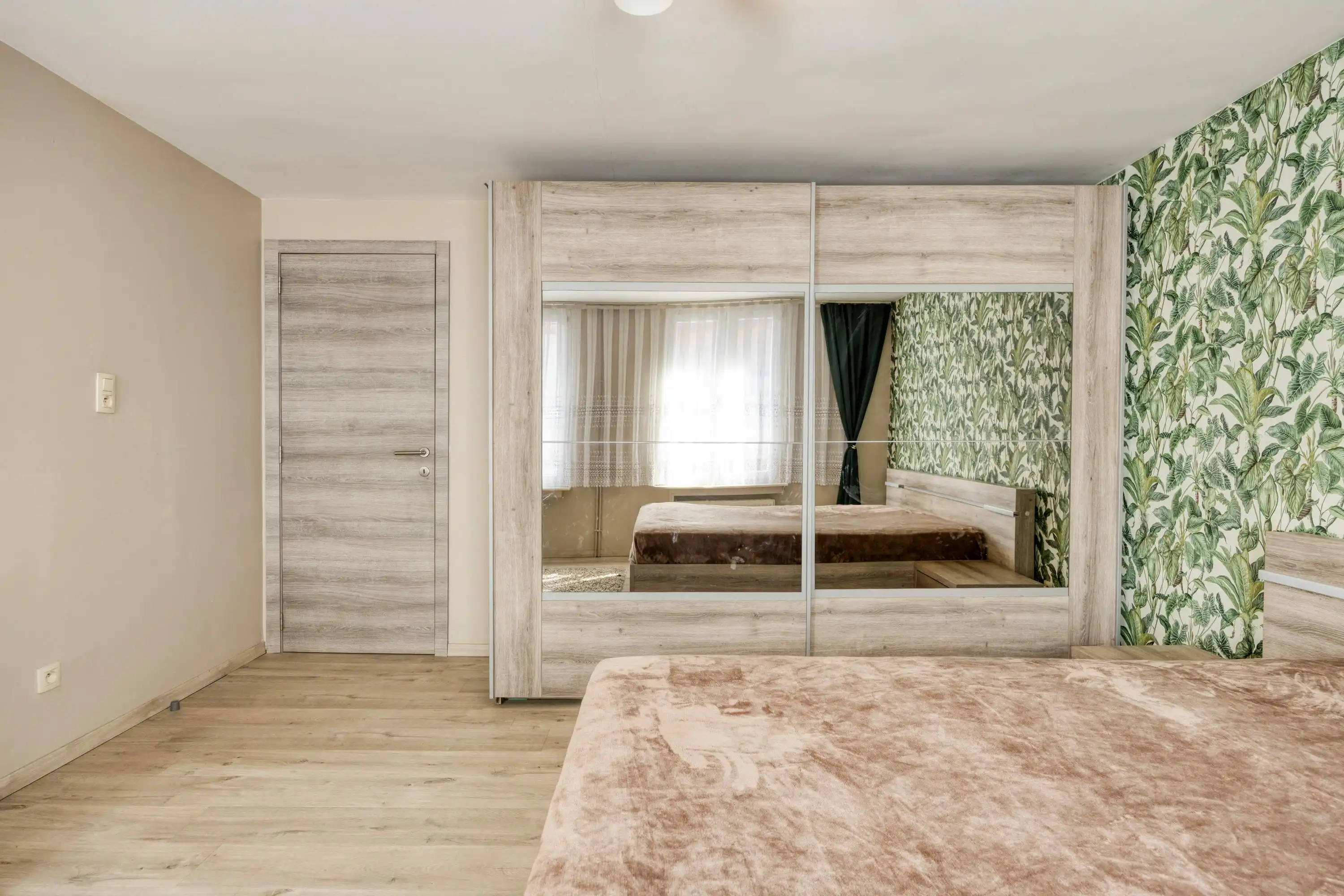 Instapklaar huis met 3 slaapkamers te koop in Merksem foto 15
