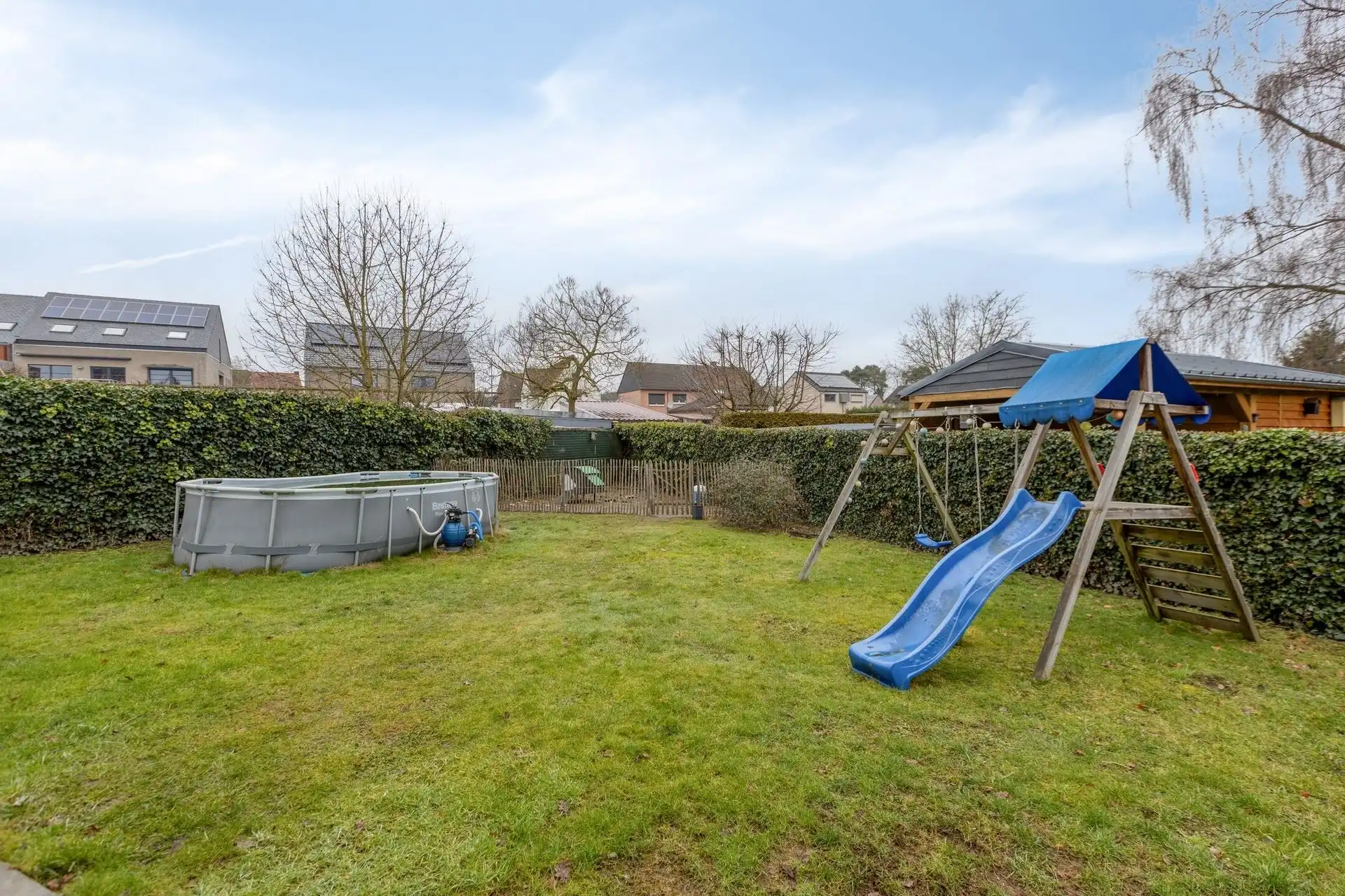 Ruime woning met maar liefst 4 slaapkamers én praktijkruimte in Maasmechelen! foto 30