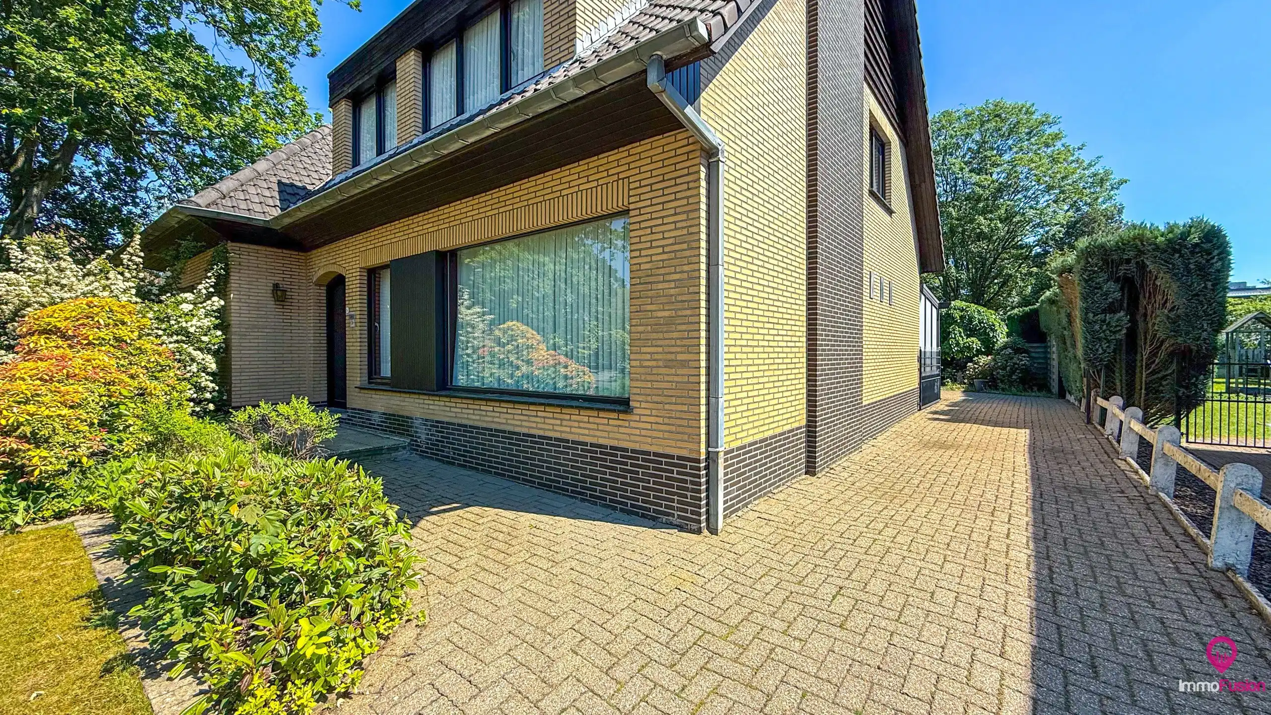 Rustig gelegen gezinswoning met 3 slpks en ruim perceel! foto 47