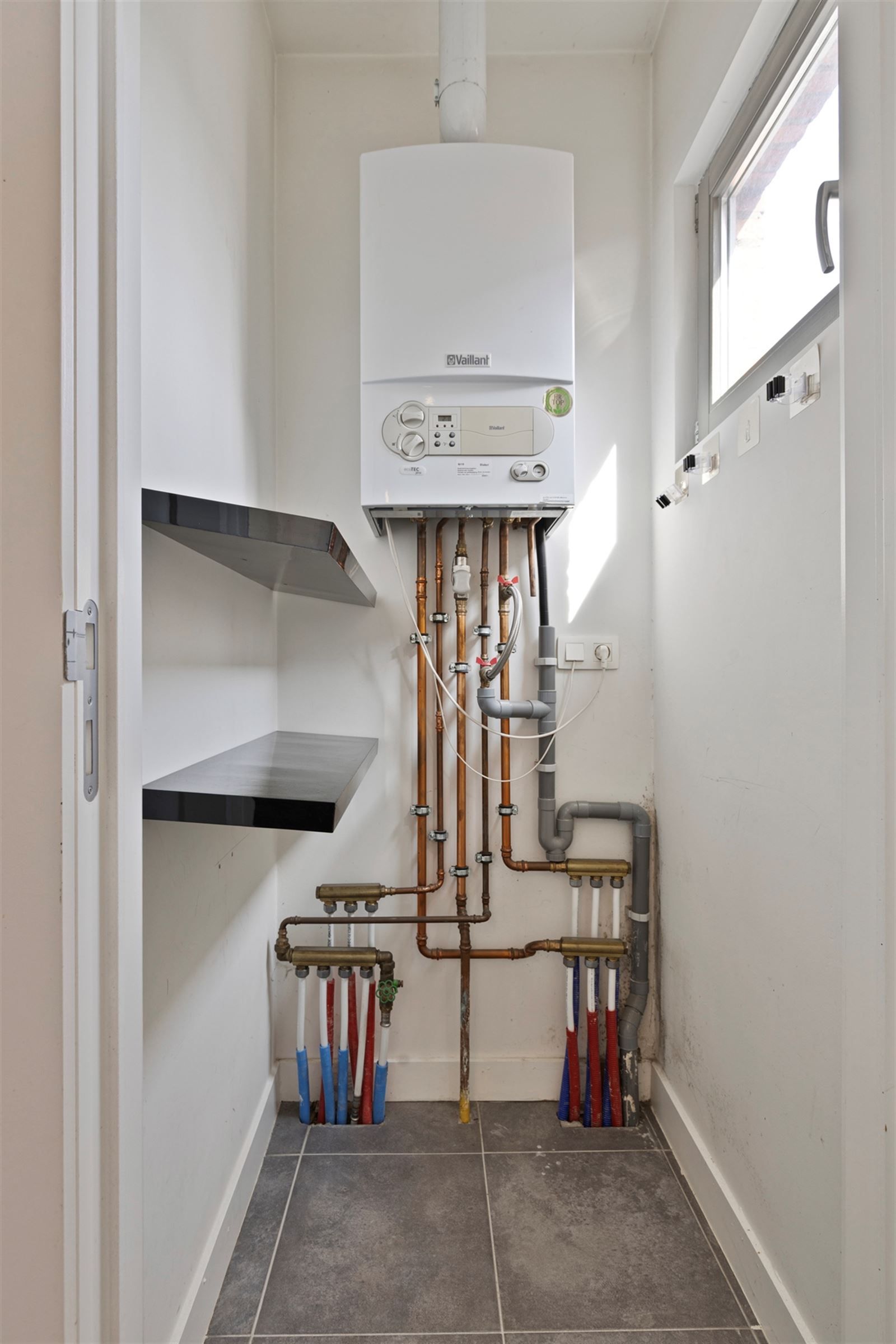 MORTSEL Instapklare studio op topligging met alle comfort foto 10