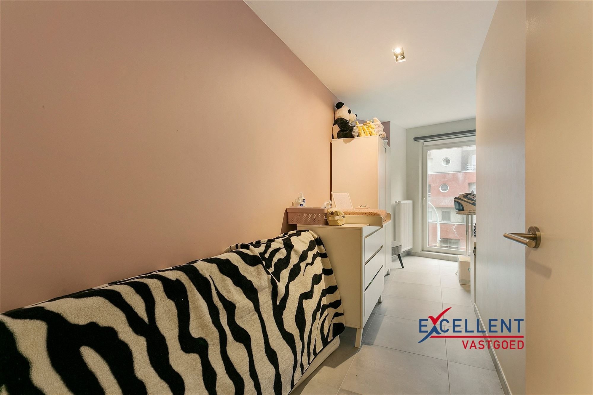 Recent appartement te huur nabij centrum Deinze! foto 5