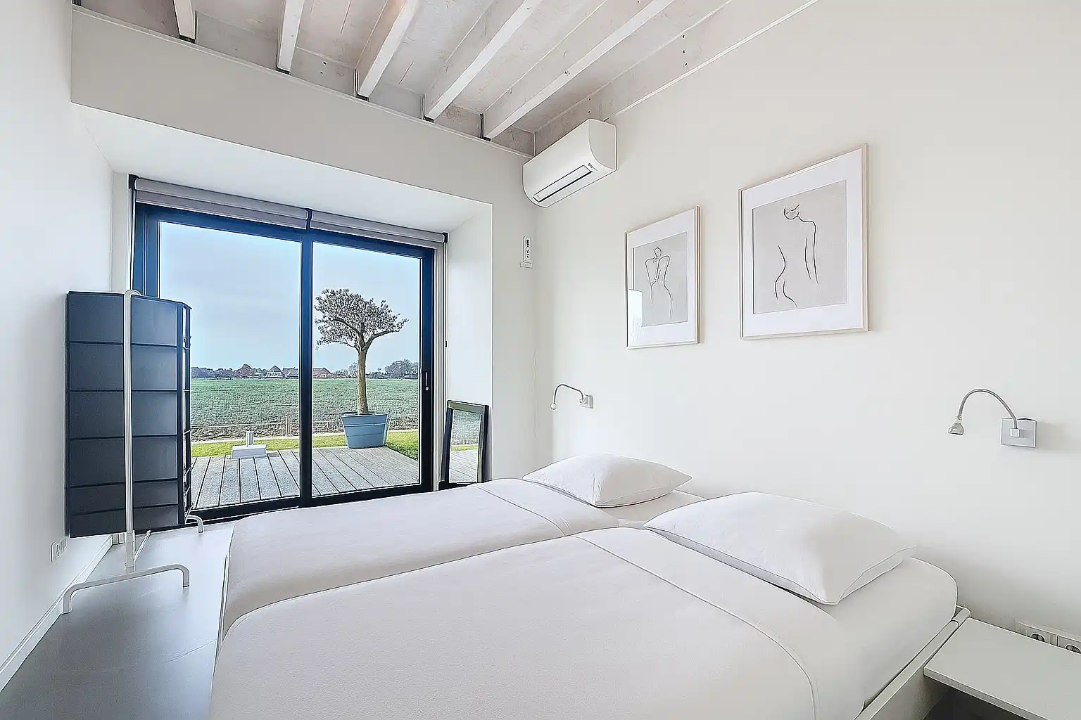 Exclusieve dijkwoning met eigen guesthouse foto 42