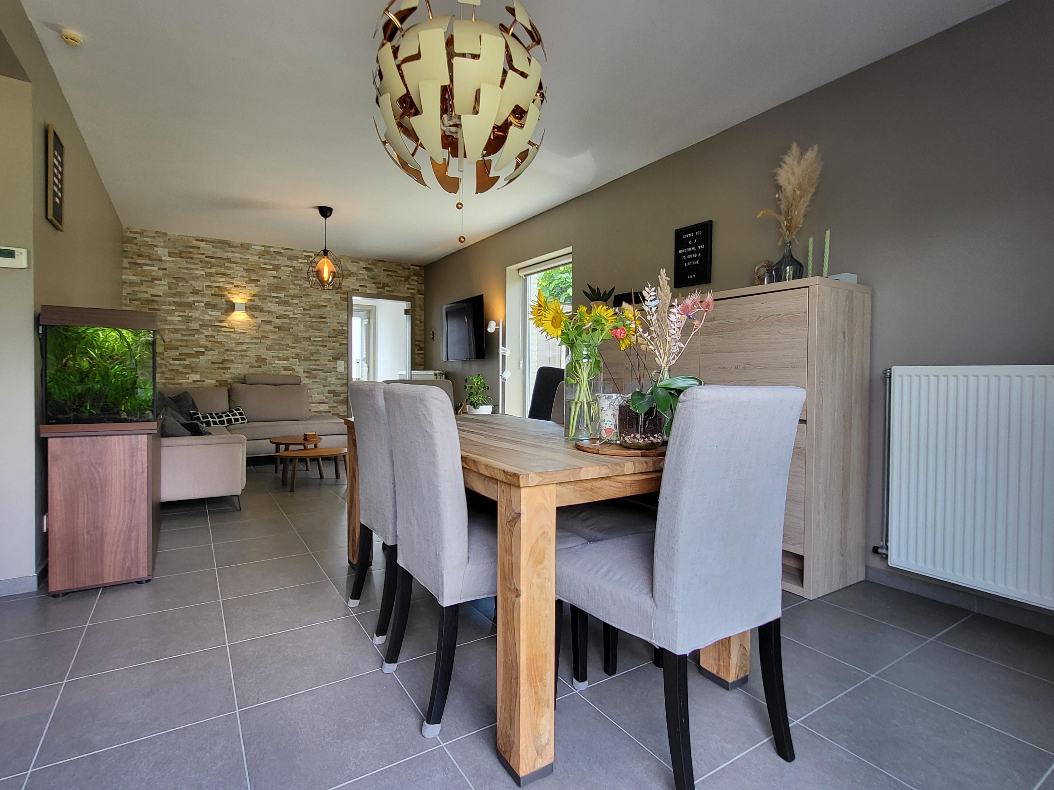 Prachtige nieuwbouwwoning van 2016 hob op 279m² hartje Vlaamse Ardennen met zonnepanelen.  Aanrader!! foto 17