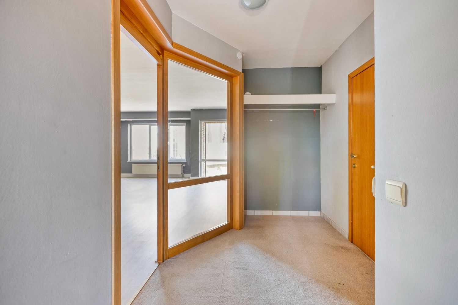 Ruim appartement met 3 slaapkamers in centrum Lanaken foto 2