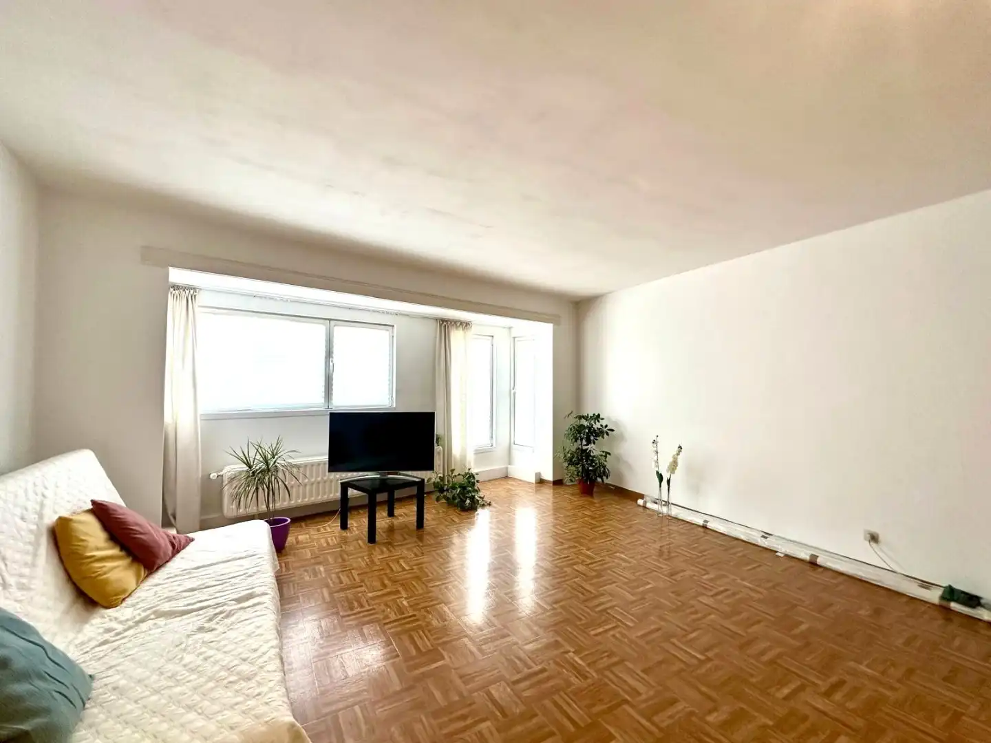 Appartement op centrale ligging te Sint-Andries foto 3