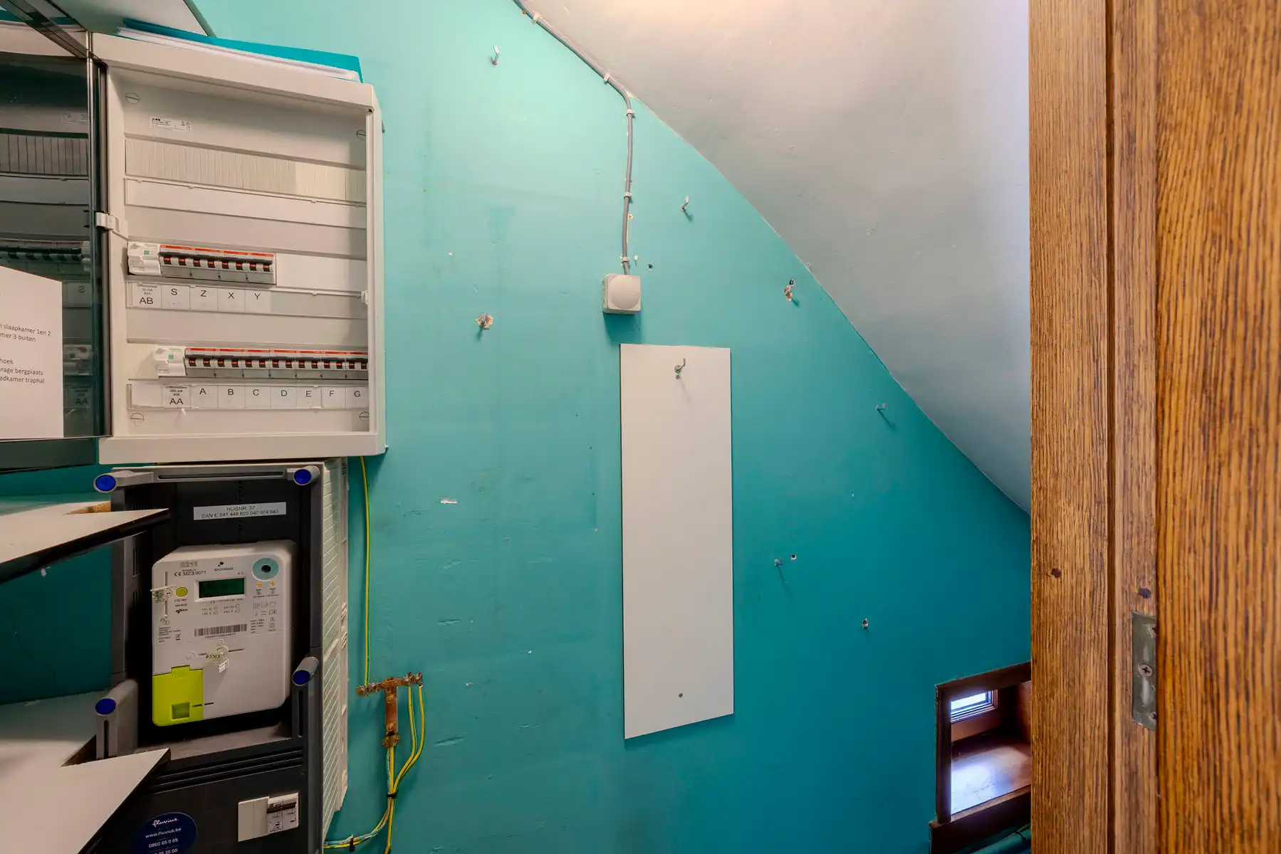 Op te frissen woning met 3 slpks, garage en gezellige tuin foto 9