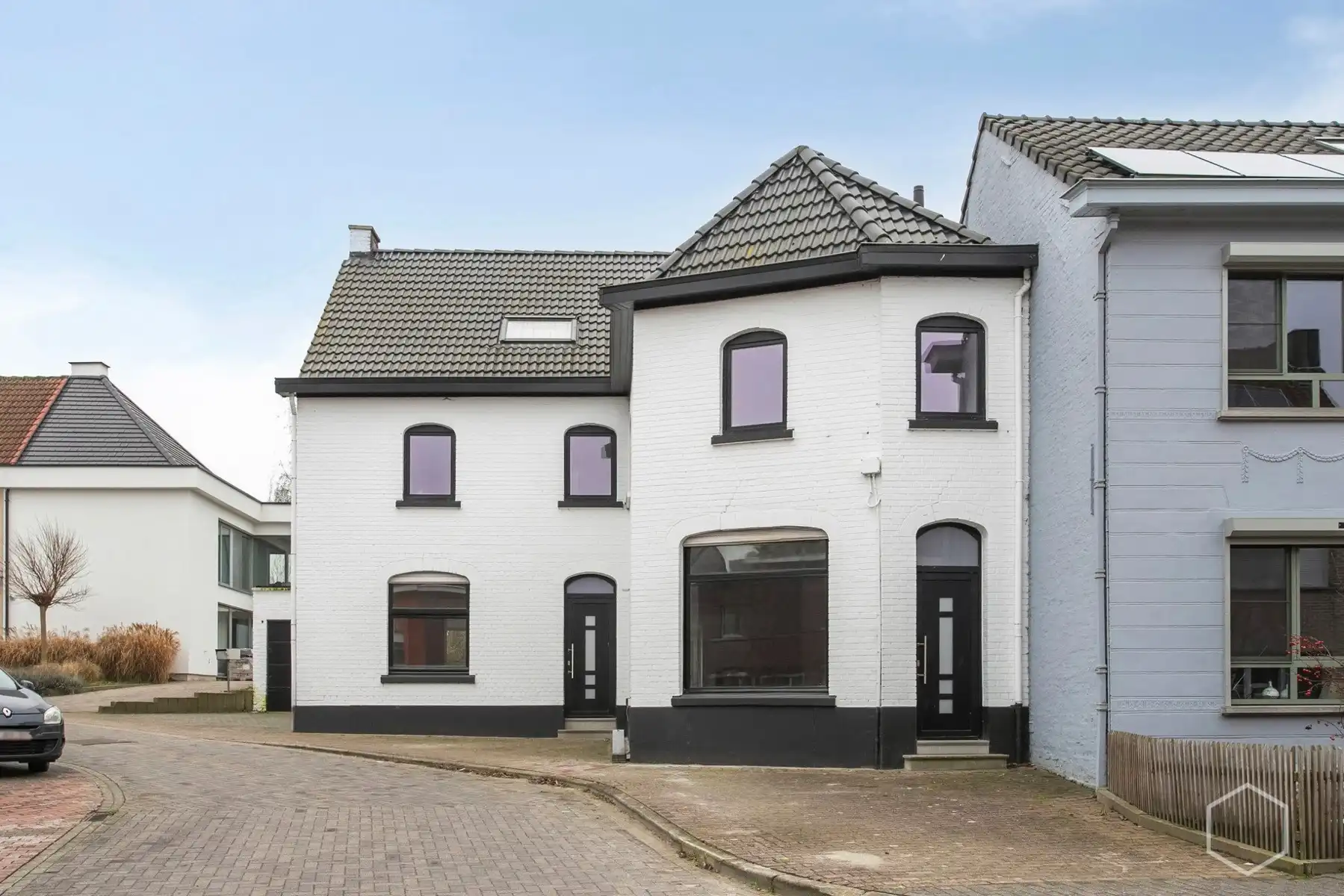 Huis te koop foto {{pictureIndex}}