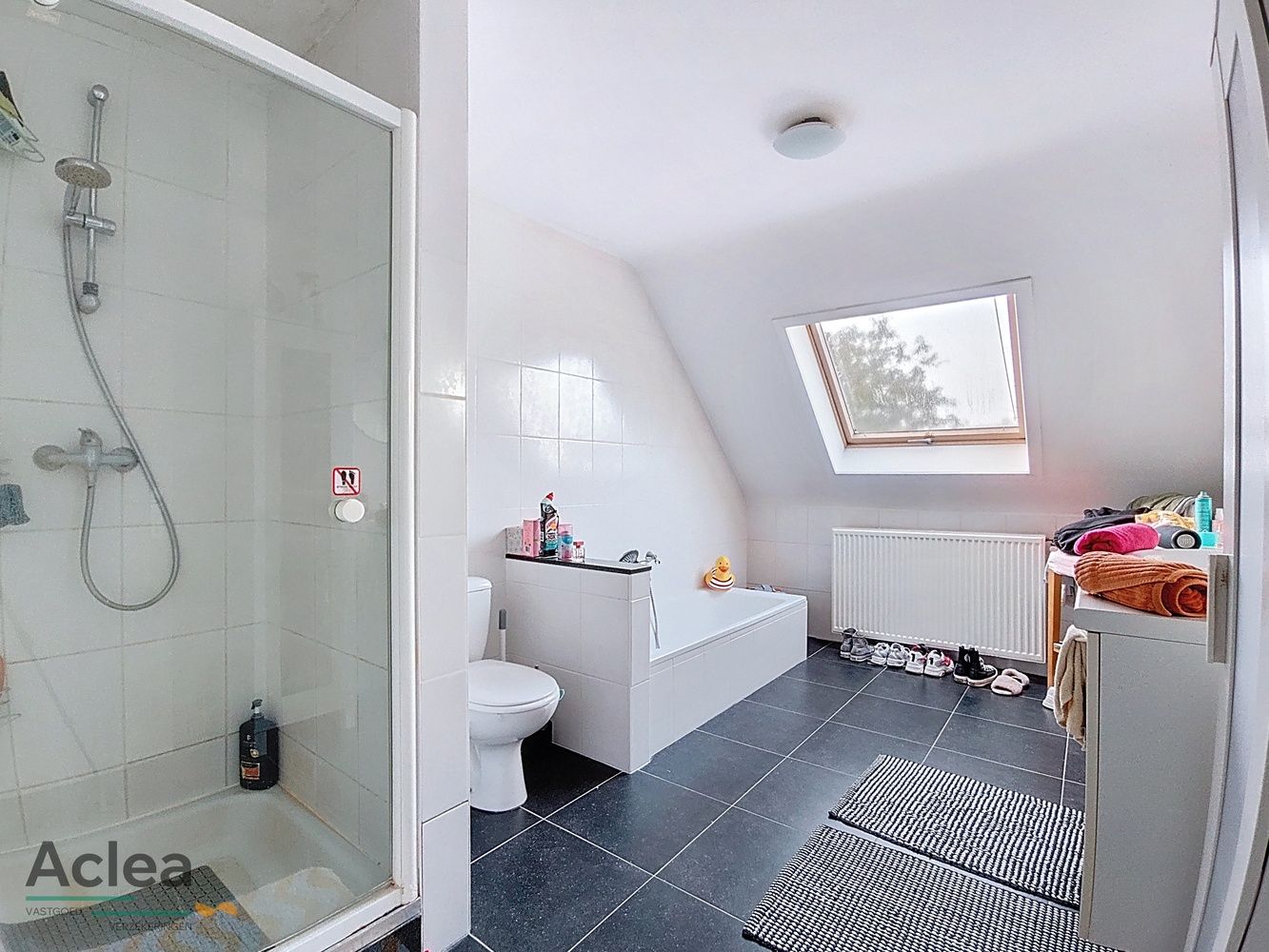 rustig gelegen halfopen woning foto 17