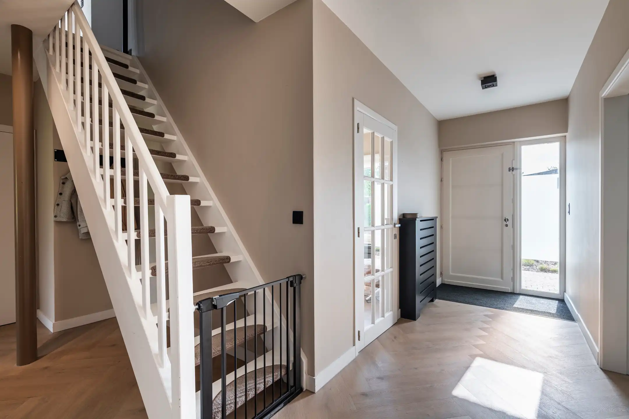 luxe afgewerkte vrijstaande woning op 842 m² in Poppel. foto 16