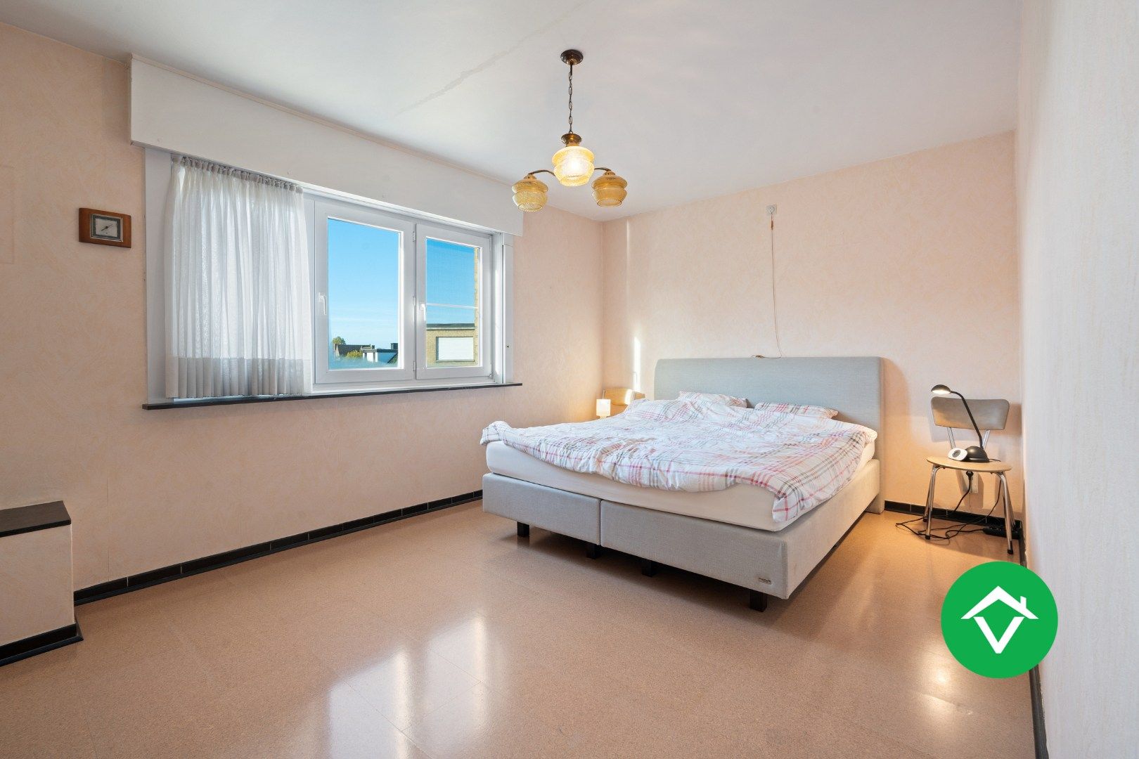 Gezinswoning met 4 slaapkamers  in rustige woonwijk te Roeselare foto 10