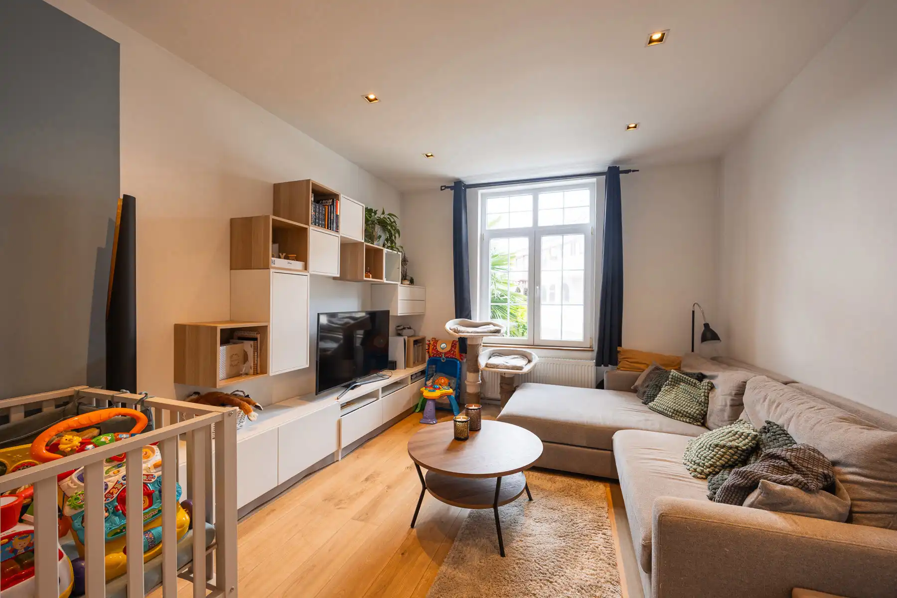 Ruime, energiezuinige woning met diepe tuin in Bonheiden foto {{pictureIndex}}
