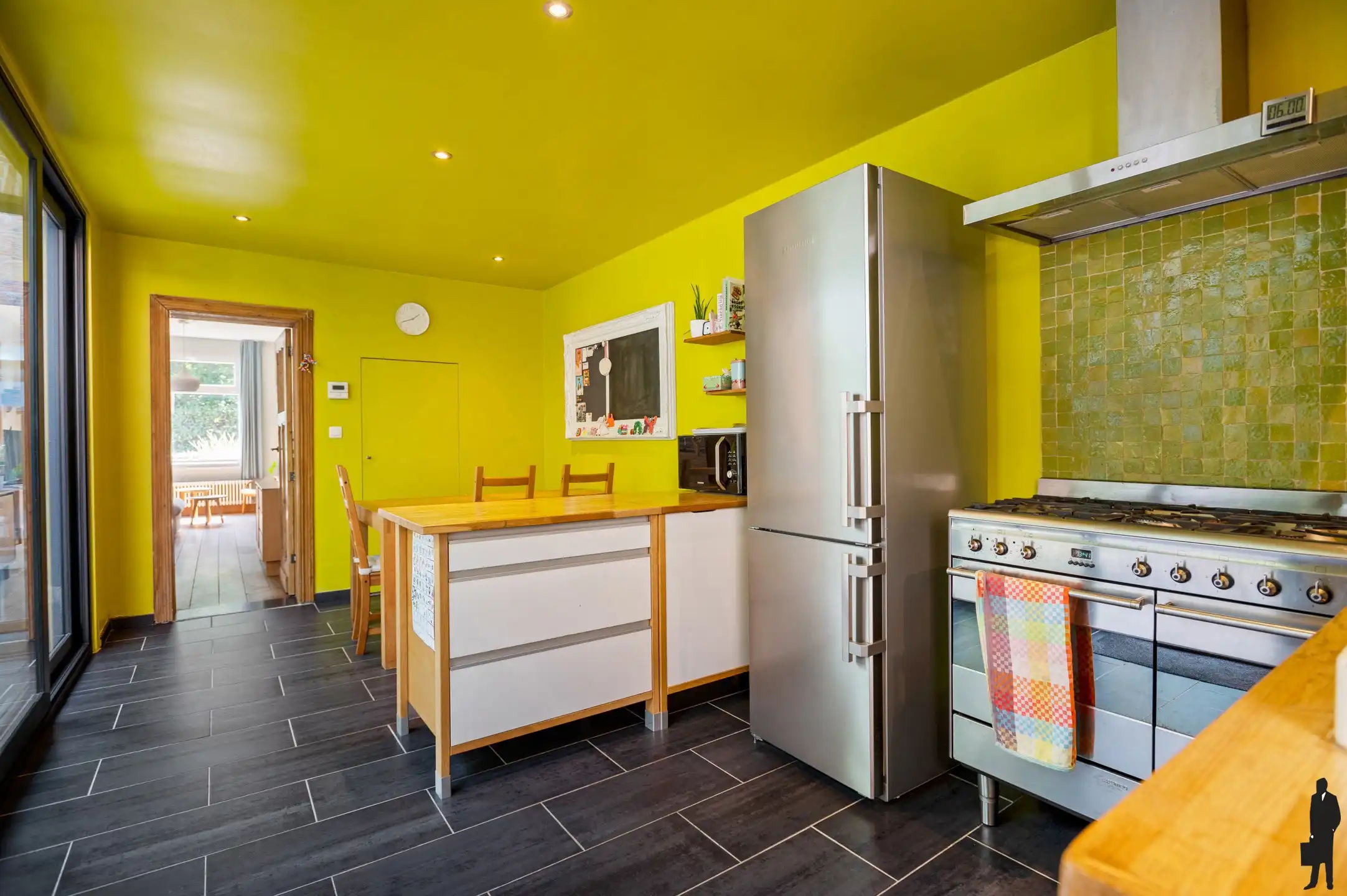 Instapklare charmante woning met ingericht bijgebouw foto 9