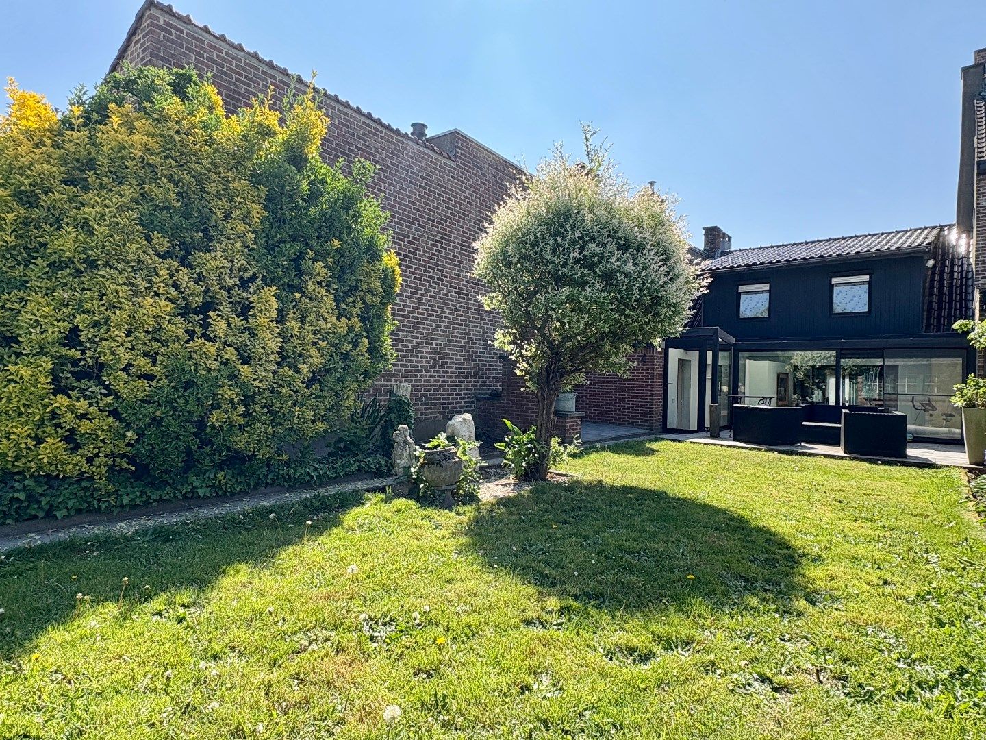Hoofdfoto van de publicatie: Charmante en instapklare woning in groene omgeving met dubbele garage.