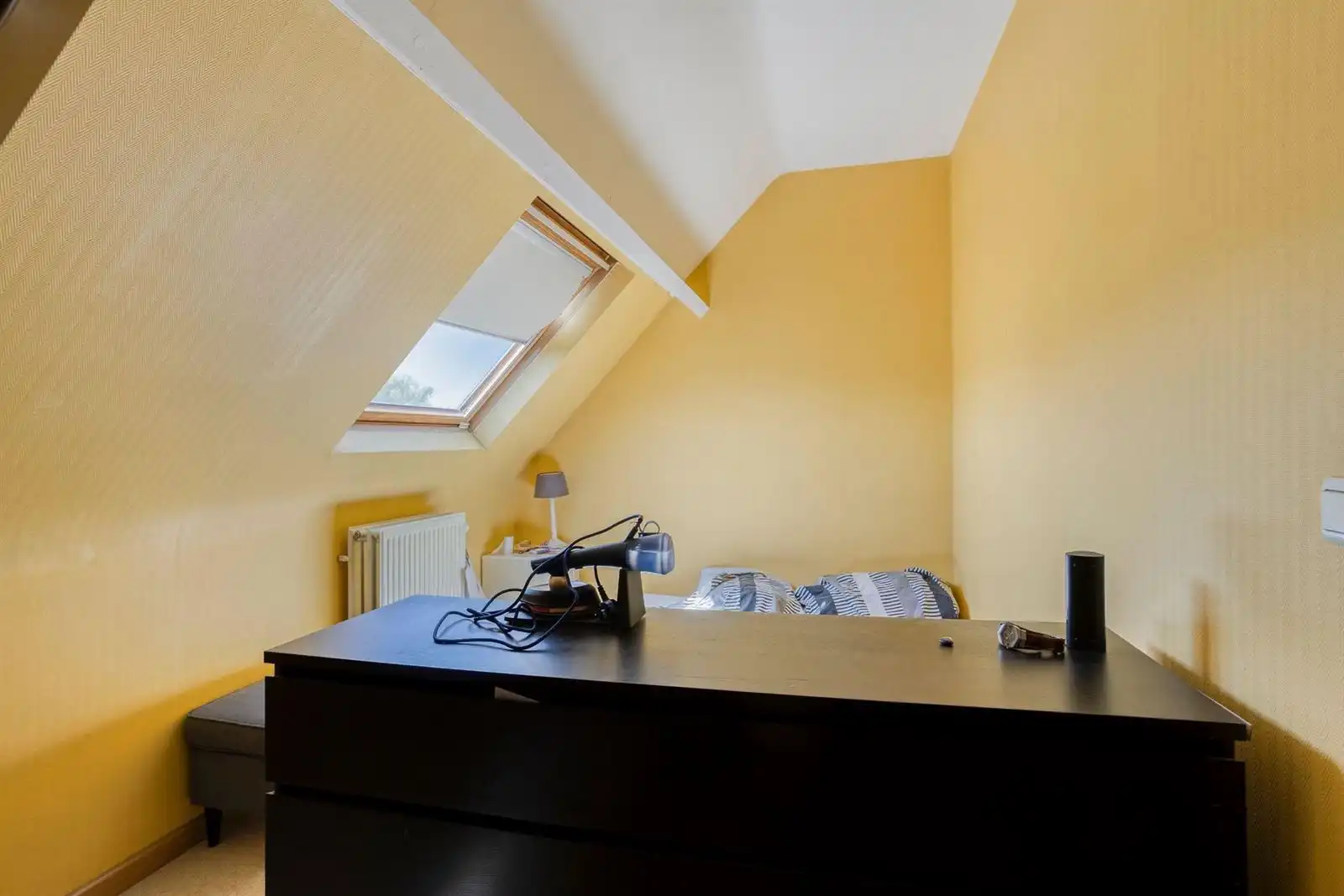 Ruime woning met 5 slaapkamers,tuin en garage foto 34