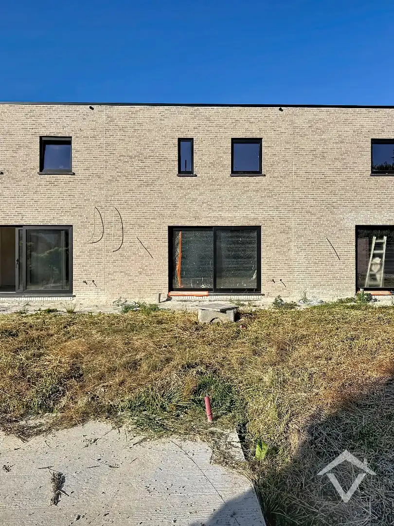 Woning met 3 slaapkamers te Proven  foto 8