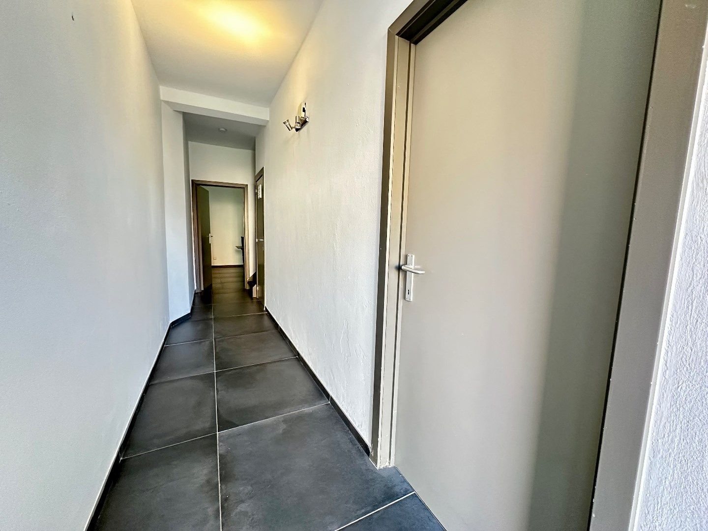 Woning met 2 slaapkamers, dressing, kelder, zolder en tuin te Riemst foto 2